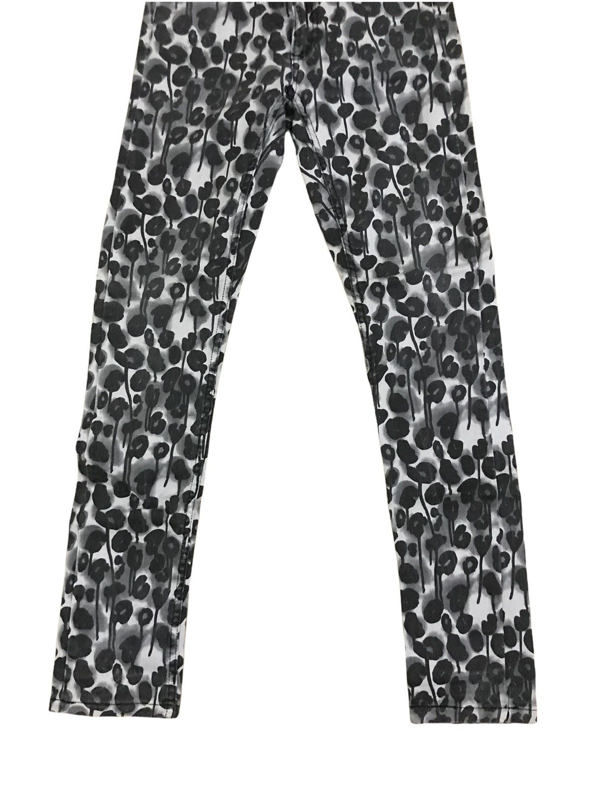 Cheap Monday Cheap Monday All Overprint Leopard Skinny Jeans Size US 26 / EU 42 - 3 Thumbnail