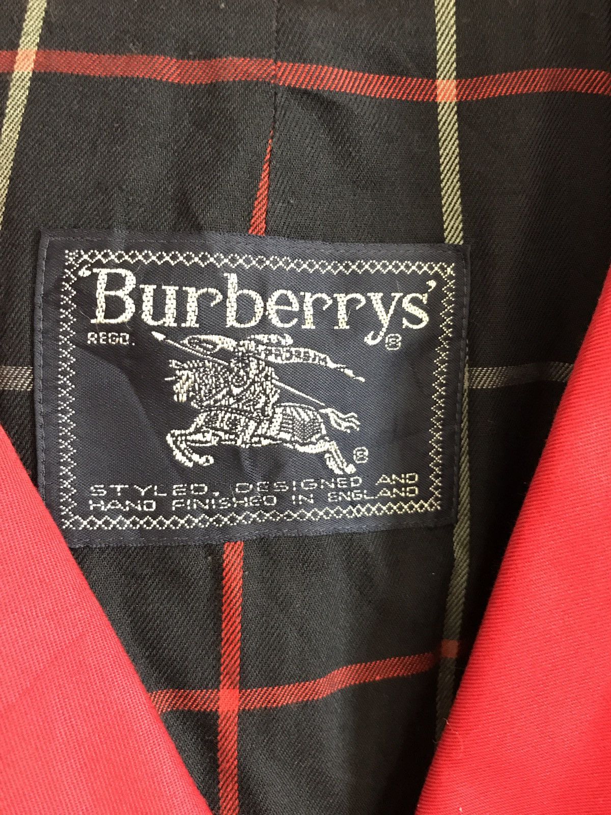 Burberry Made In England Vintage Burberry's Red Trench Coat Jacket Size US M / EU 48-50 / 2 - 10 Thumbnail