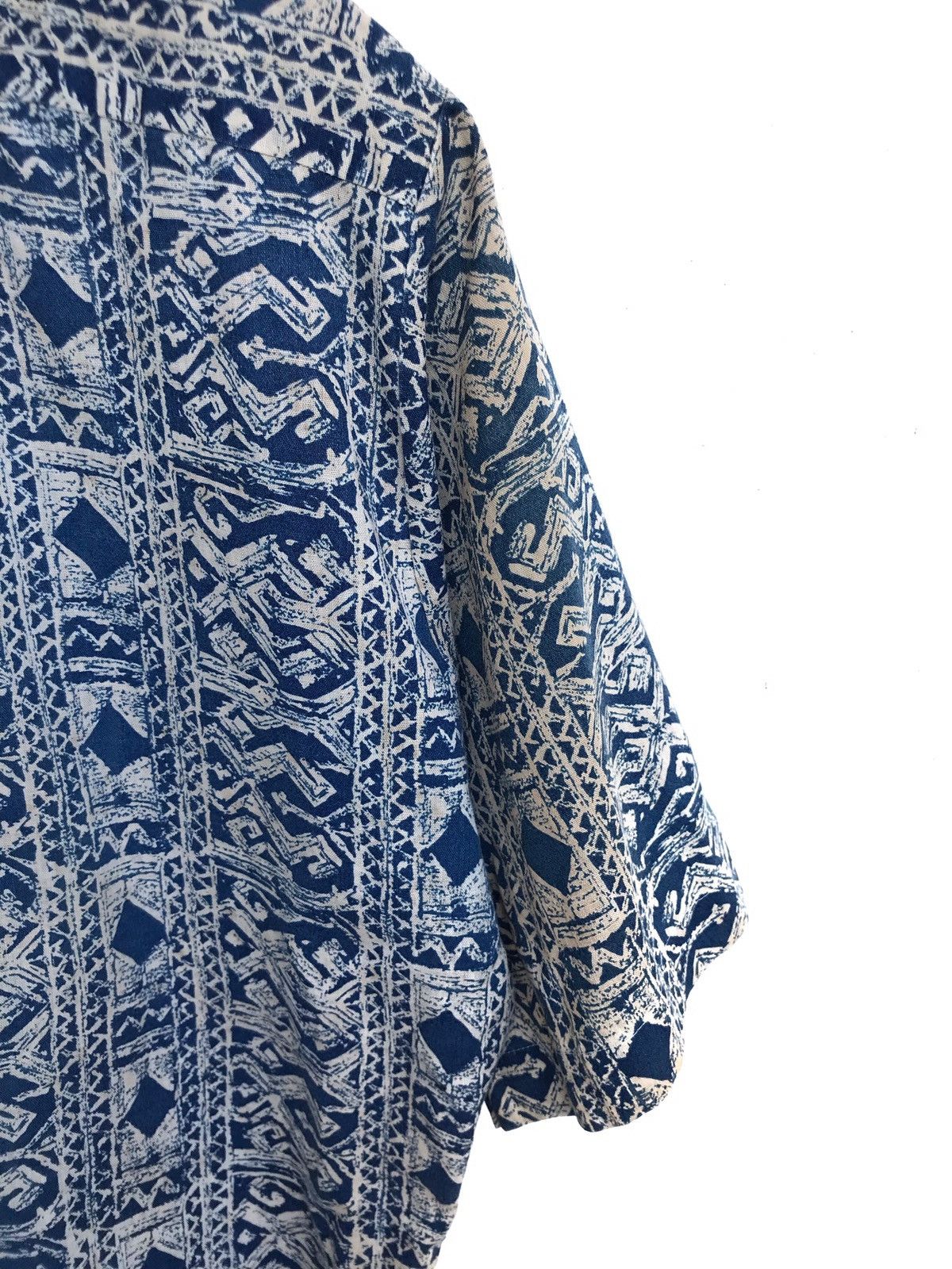 Arrow Vintage Arrow Hawaiian Button Shirts Abstract Tribal Design Size US L / EU 52-54 / 3 - 10 Thumbnail