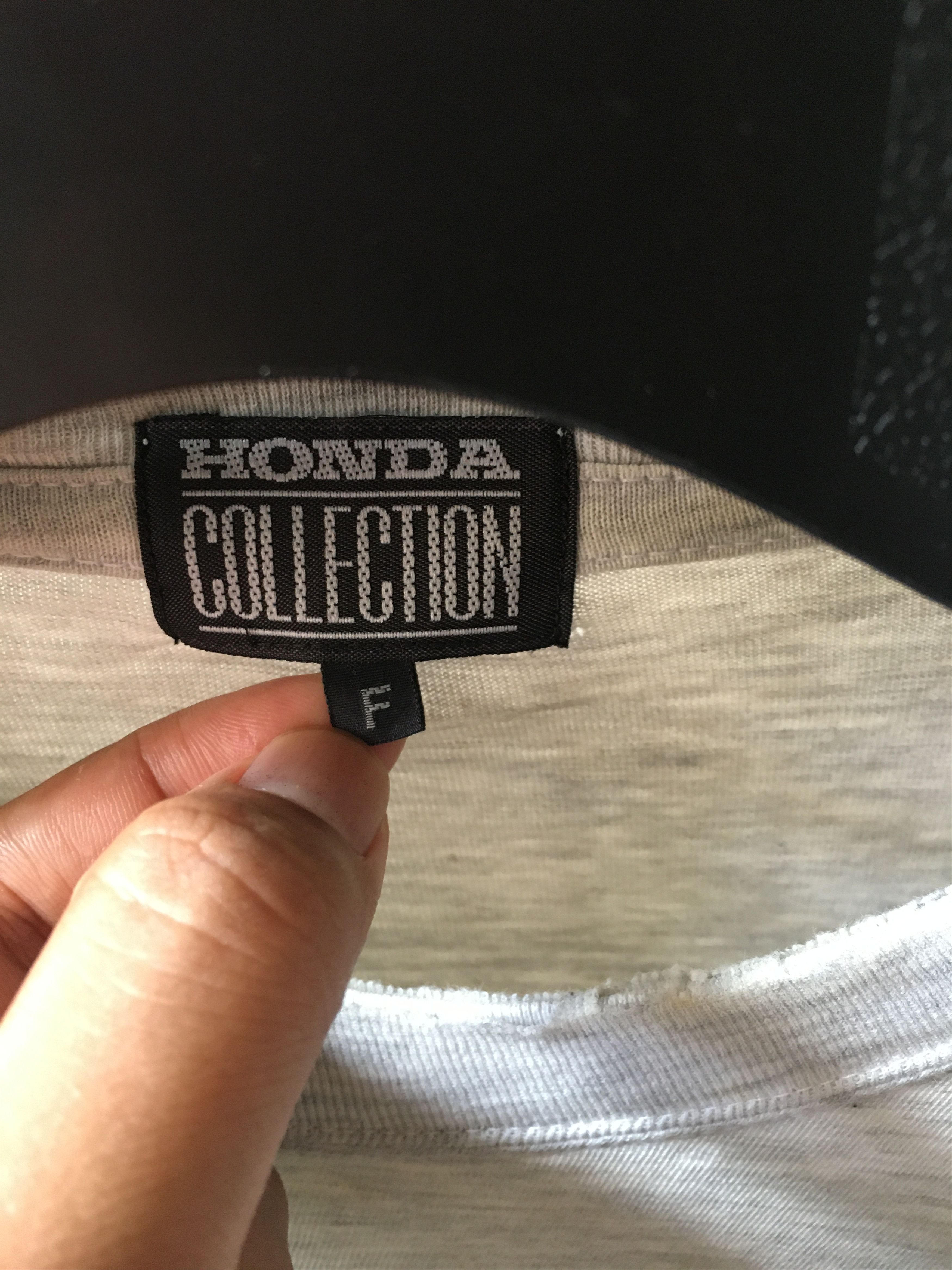 Honda B&H bee tee Size US L / EU 52-54 / 3 - 4 Thumbnail