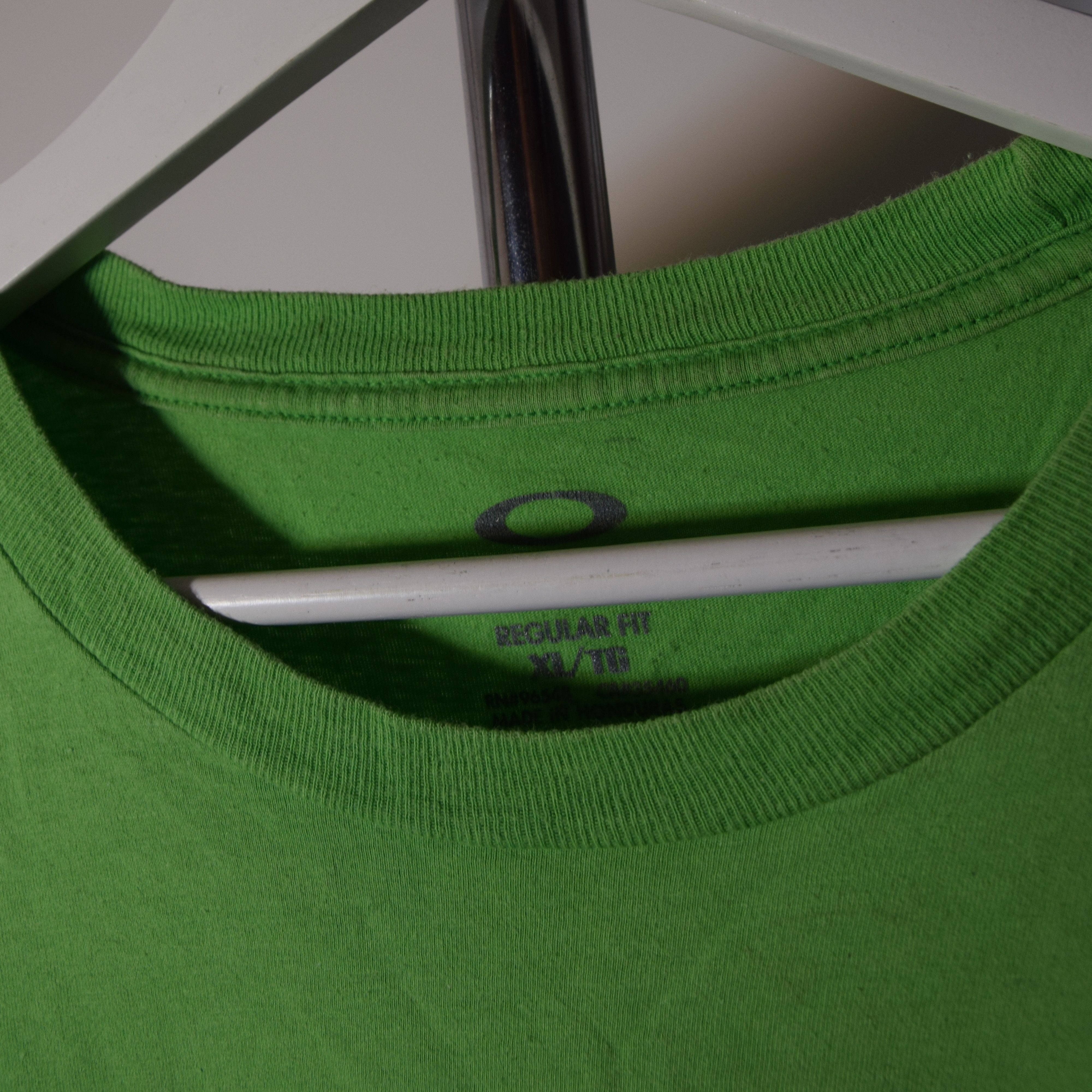 Oakley × Vintage Y2K SCRIPT LOGO vintage drill drip oakley TSHIRT REGULAR Size US XL / EU 56 / 4 - 4 Thumbnail