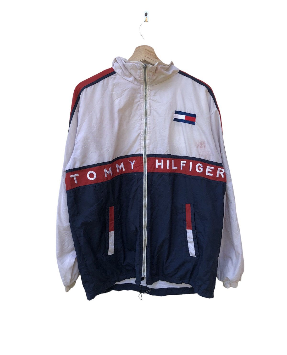Tommy Hilfiger 📣Tommy Hilfiger Spell Out Big Logo Size US M / EU 48-50 / 2 - 2 Thumbnail