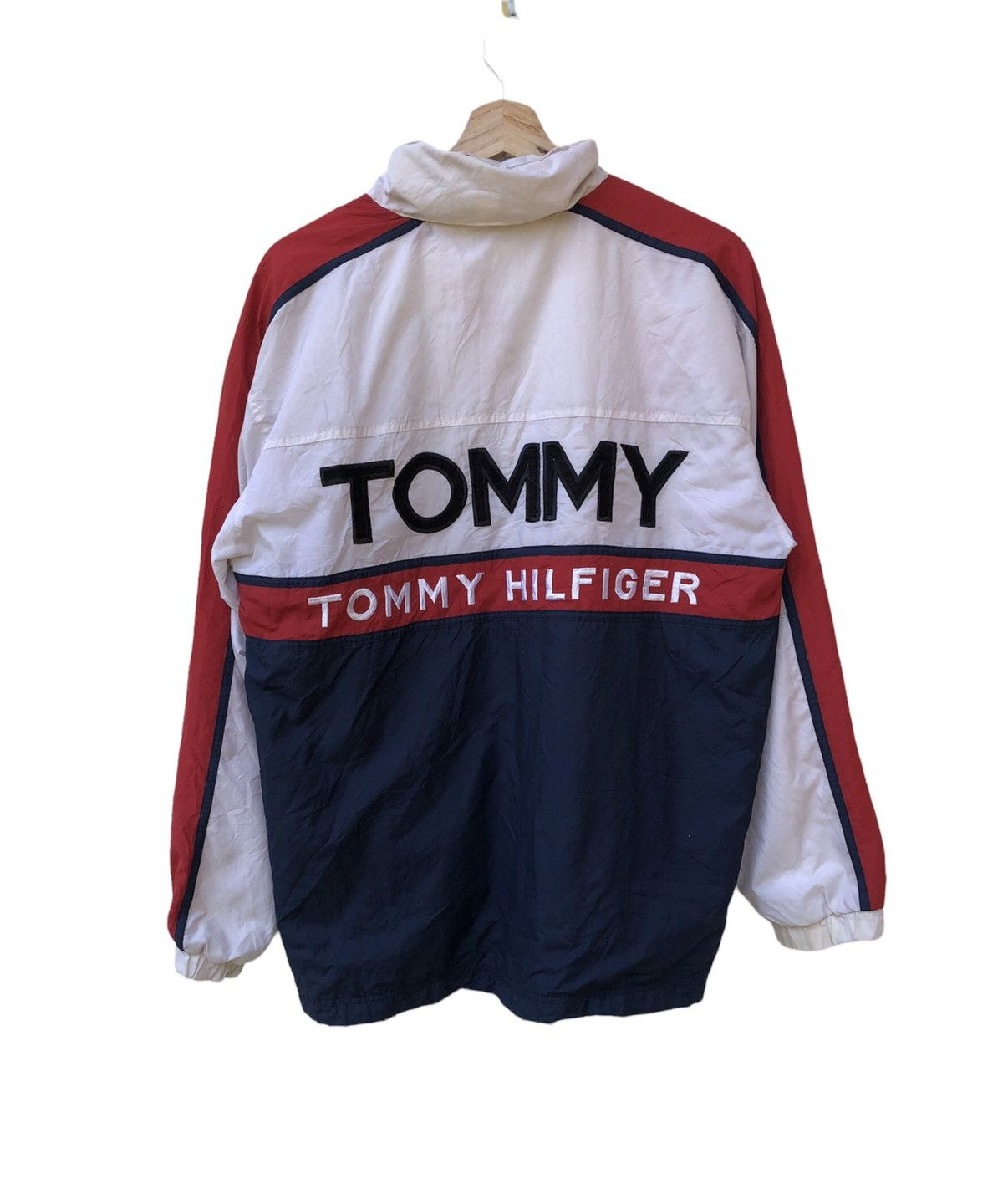 Tommy Hilfiger 📣Tommy Hilfiger Spell Out Big Logo Size US M / EU 48-50 / 2 - 1 Thumbnail