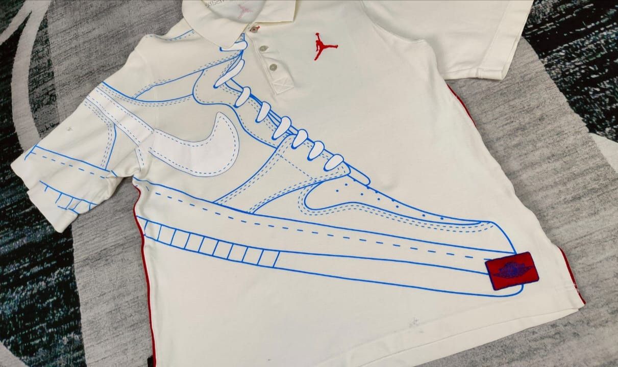 Jordan Brand × Nike × Vintage Vintage 90s Nike Air Jordan Size US XL / EU 56 / 4 - 2 Thumbnail