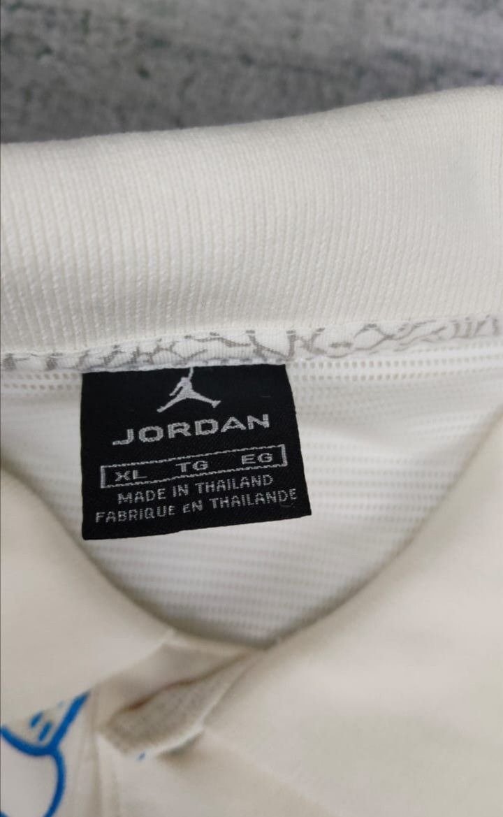 Jordan Brand × Nike × Vintage Vintage 90s Nike Air Jordan Size US XL / EU 56 / 4 - 10 Thumbnail