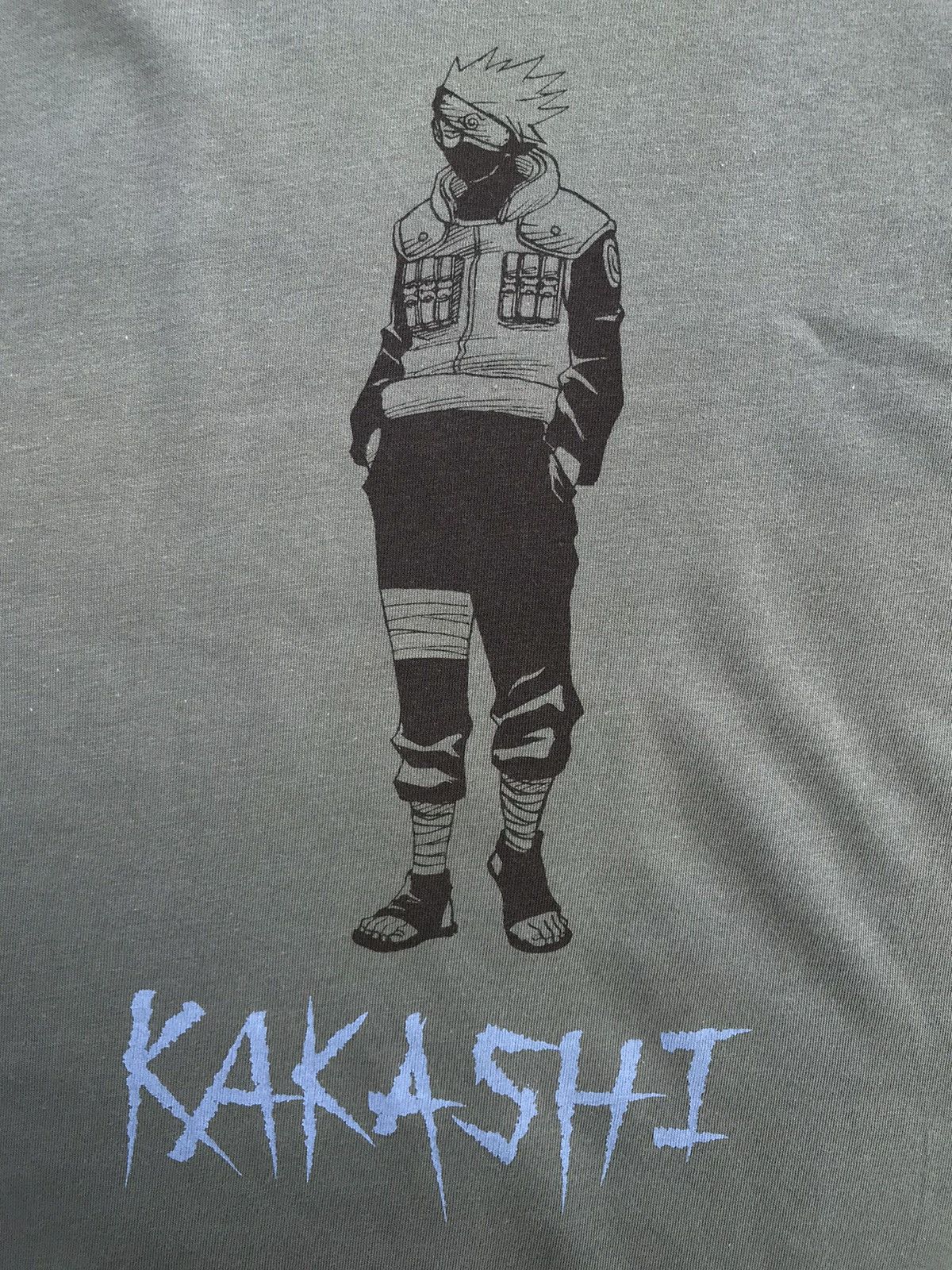 Anime Uniqlo Kakashi Naruto Anima Tee cartoonnetwork Size US M / EU 48-50 / 2 - 2 Thumbnail