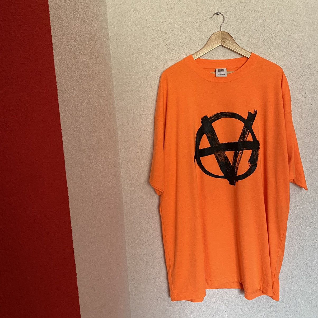 Image of Vetements Anarchy Tee in Orange, Men's (Size Small)