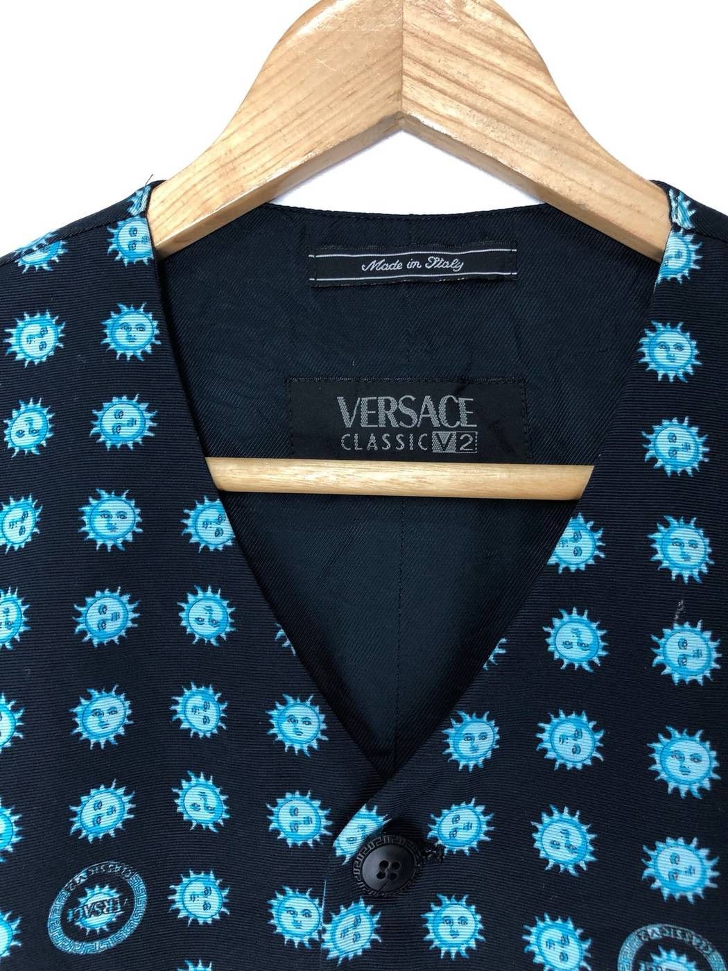 Versace Jeans Couture × Versus × Versus Versace ☃️ Iconic Versace V2 Medusa Logo All Over Print Tank Top Size US S / EU 44-46 / 1 - 3 Thumbnail
