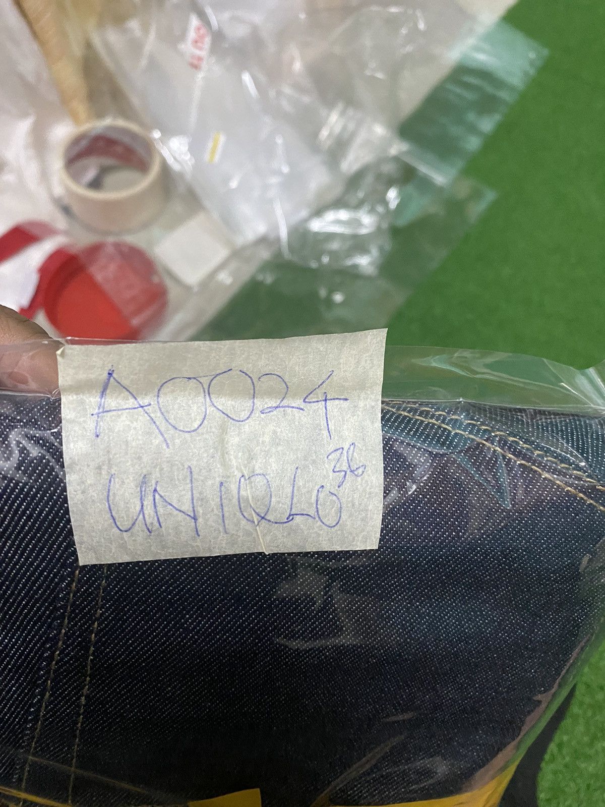 Uniqlo UNIQLO SELVAGE DENIM SIZE 36 Size US 36 / EU 52 - 11 Thumbnail