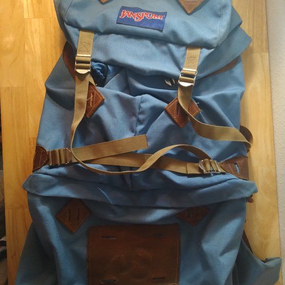 blue and brown jansport backpack Cool Backpack, with 15-inch Laptop Sleeve - Large Computer Bag Rucksack with 2 Compartments, Ergonomic Straps, Navy cool look that pairs with hoodies Jansport Right Pack Backpack Jansport
