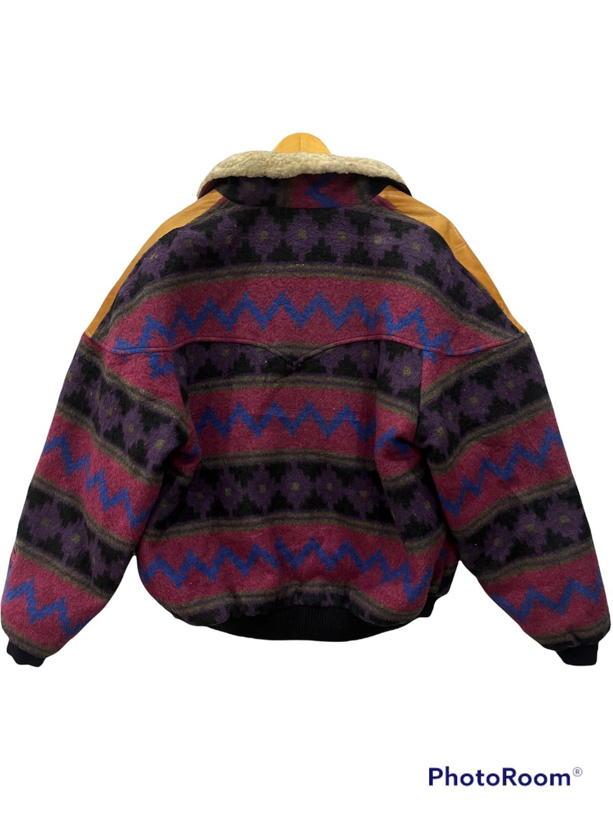 Canada West B9. VINTAGE MID WEST GARMENT CO MULTICOLOUR HYPEBEAST JACKET Size US L / EU 52-54 / 3 - 4 Thumbnail