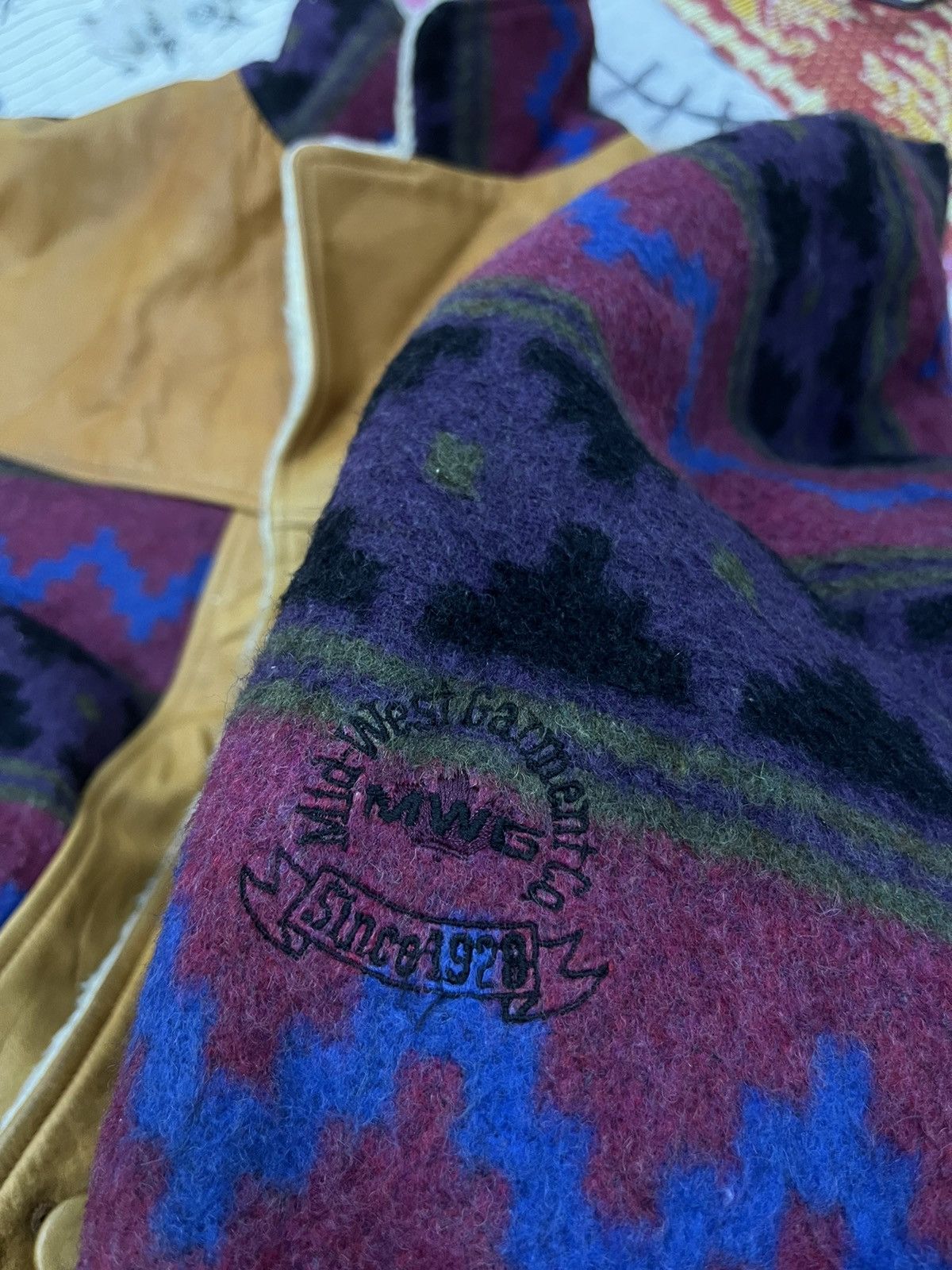 Canada West B9. VINTAGE MID WEST GARMENT CO MULTICOLOUR HYPEBEAST JACKET Size US L / EU 52-54 / 3 - 6 Thumbnail