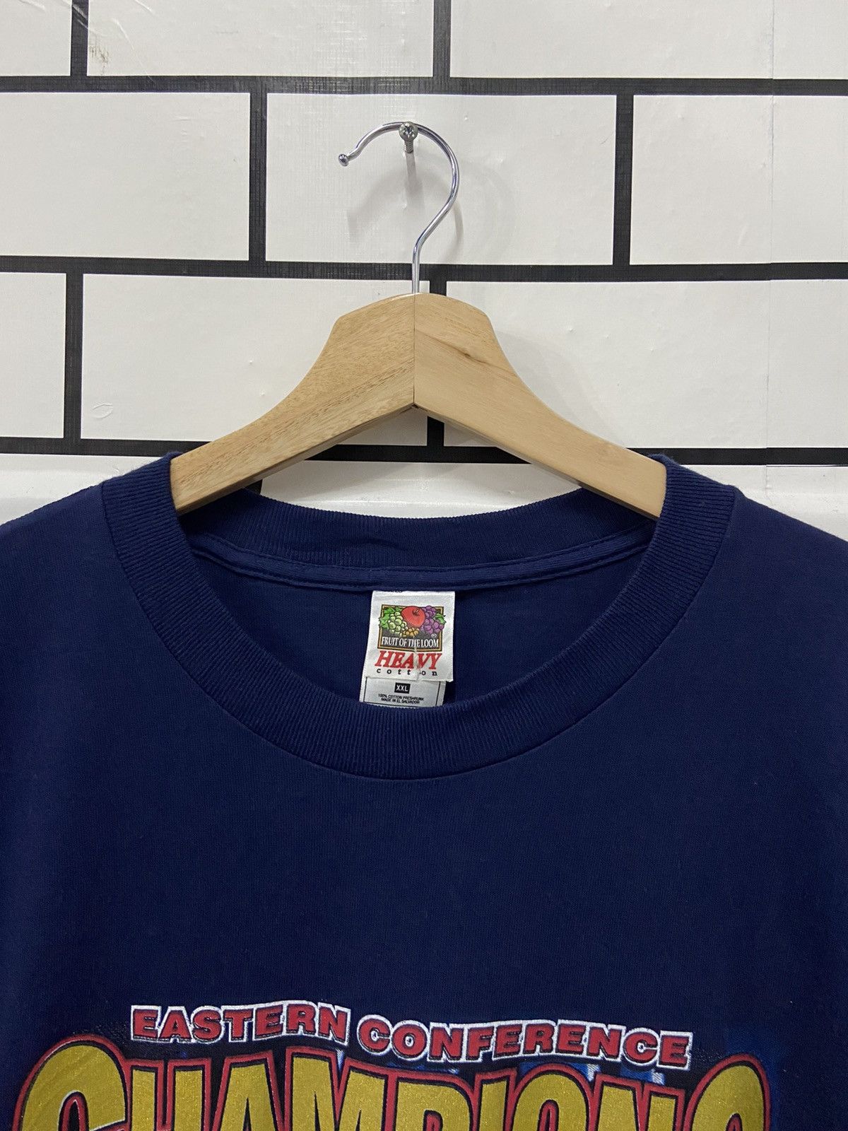 Fruit Of The Loom × NBA × Vintage Vintage 76ERS Eastern Conference Champions Allen Inverson Size US XXL / EU 58 / 5 - 6 Thumbnail