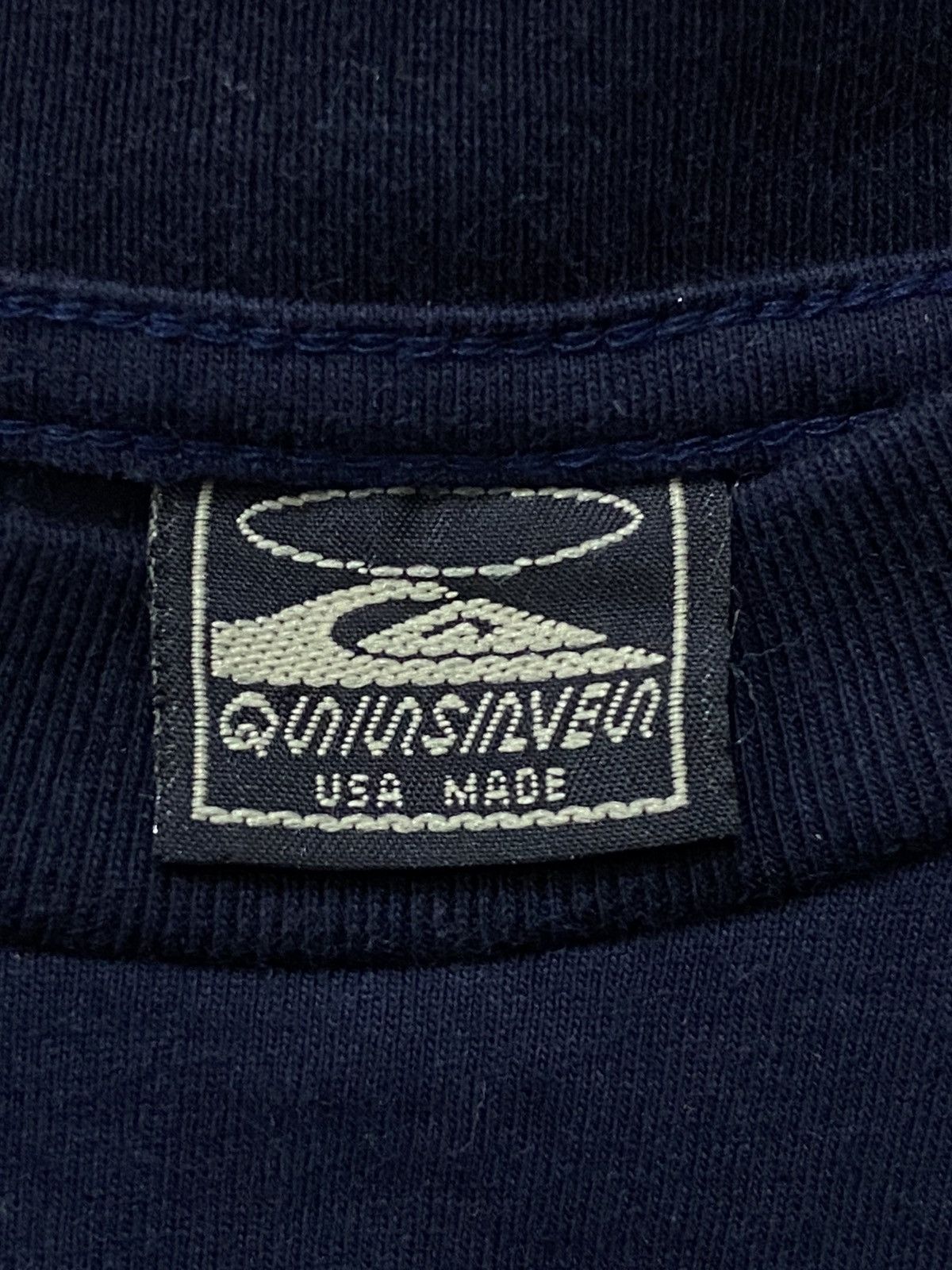 Quicksilver Vintage 90’s Quicksilver Back Hint Tshirt Size US L / EU 52-54 / 3 - 9 Thumbnail
