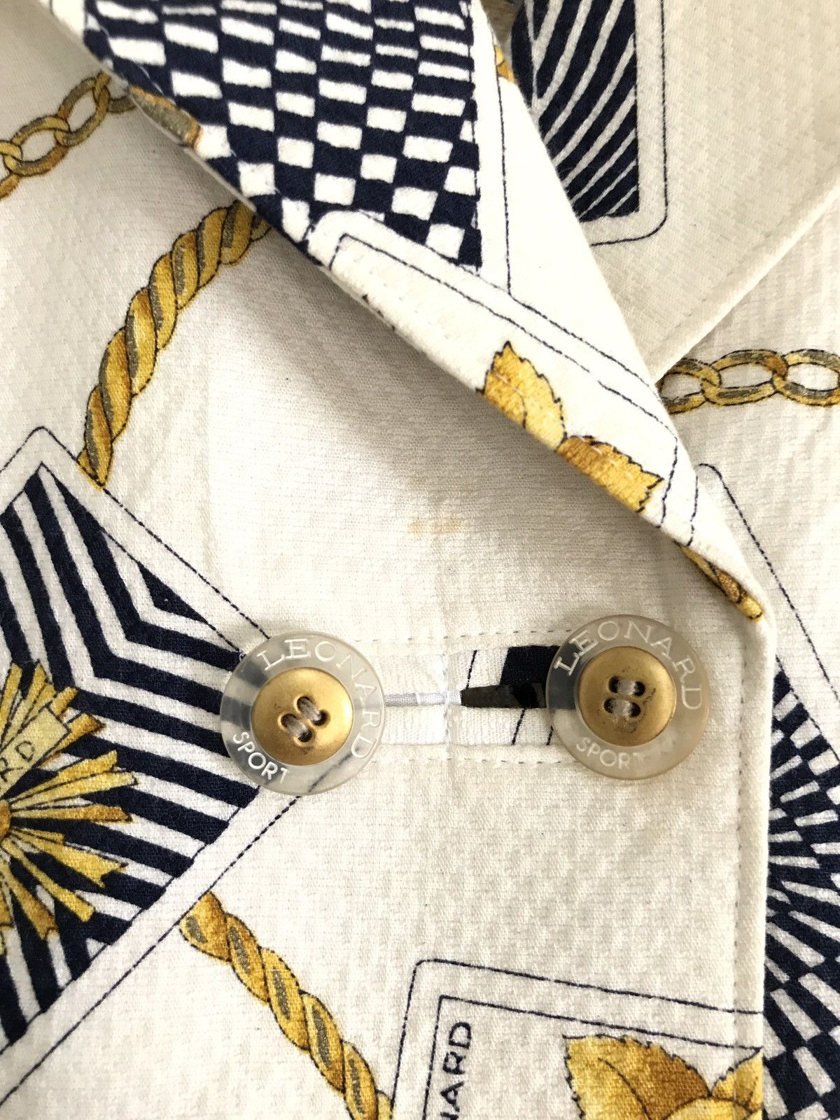 Leonard Paris × Vintage All Over Print Vintage Leonard Sport Baroque Button Jacket Size US L / EU 52-54 / 3 - 4 Thumbnail