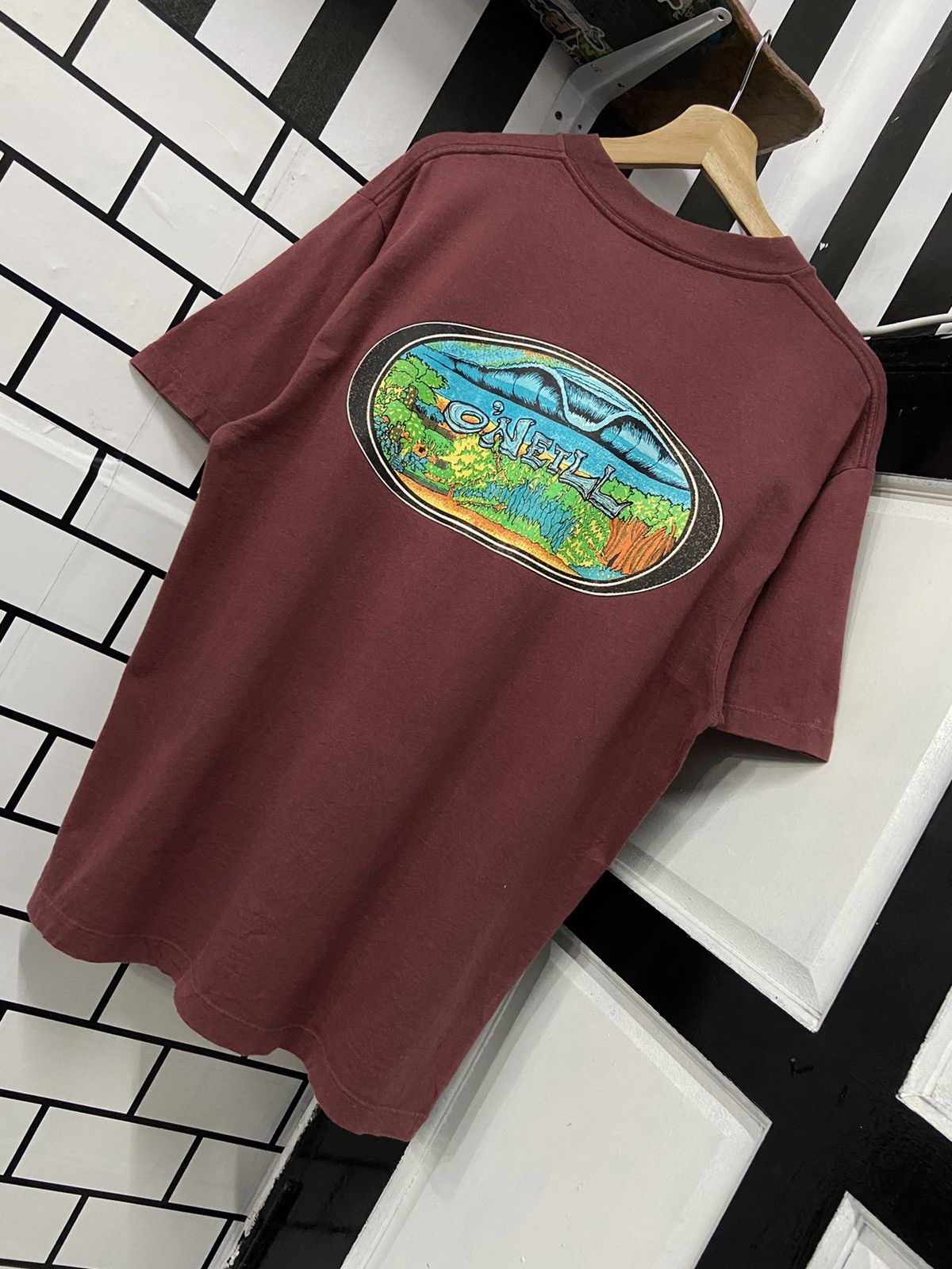 O'Neill Vintage 90’s Oneill Art Back Hint Tshirt Size US L / EU 52-54 / 3 - 3 Thumbnail