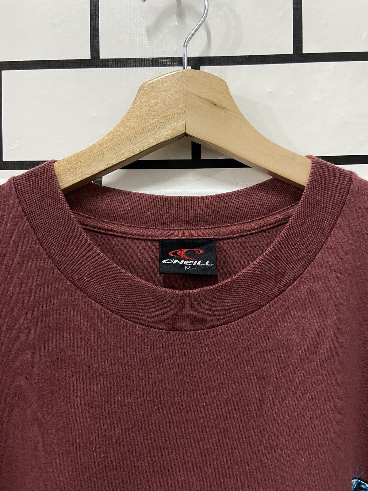 O'Neill Vintage 90’s Oneill Art Back Hint Tshirt Size US L / EU 52-54 / 3 - 7 Thumbnail