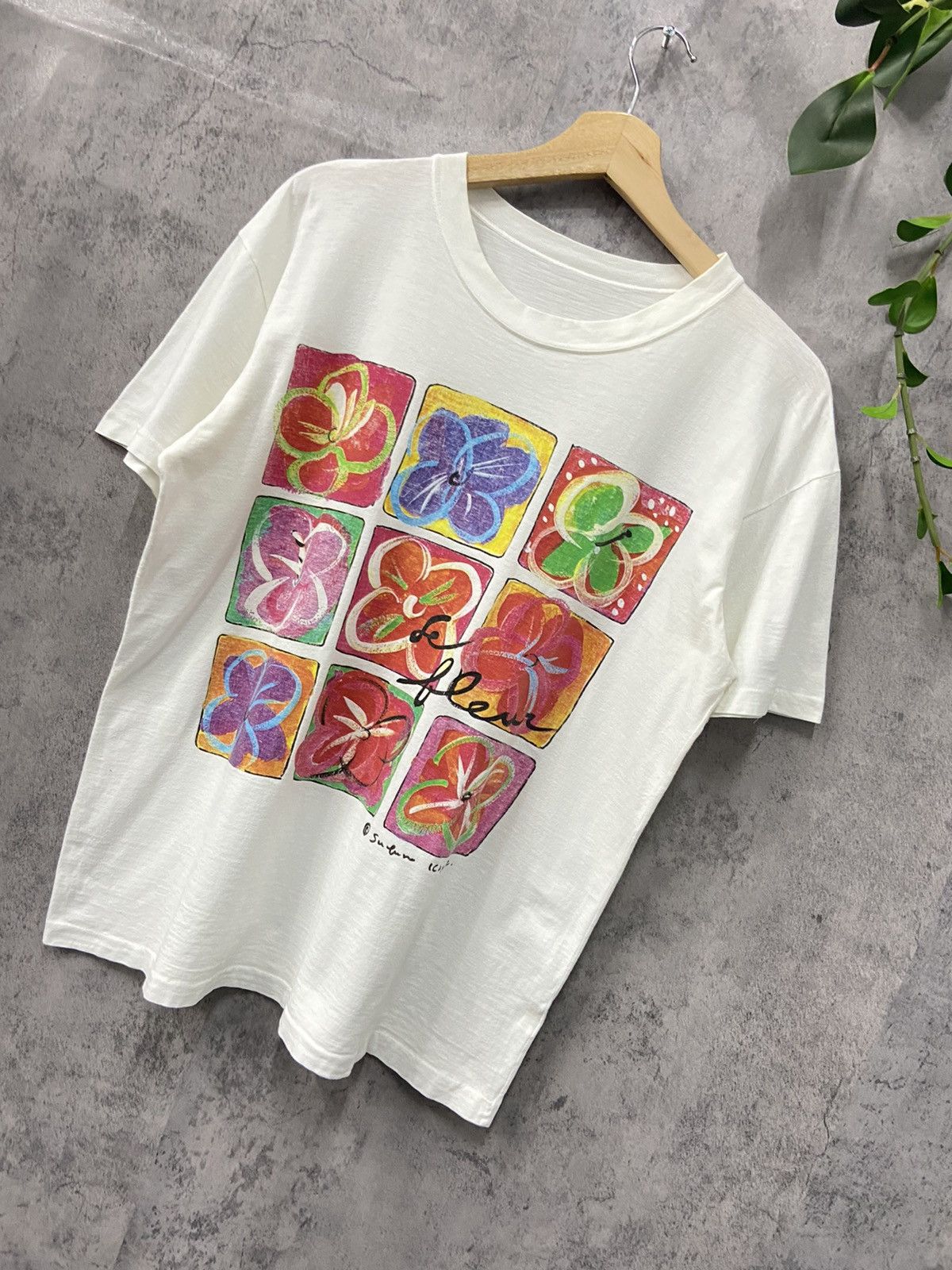 Vintage Vintage 90’s Art Hibiscus Painting Single Stitch Tshirt Size US M / EU 48-50 / 2 - 2 Thumbnail