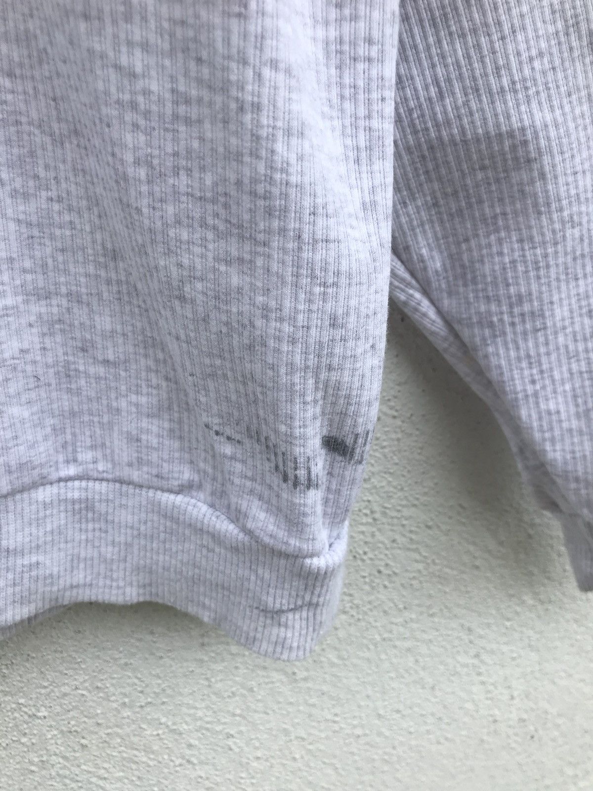Wilson Vintage Wilson crewneck Pullover Sweatshirt Size US L / EU 52-54 / 3 - 5 Thumbnail