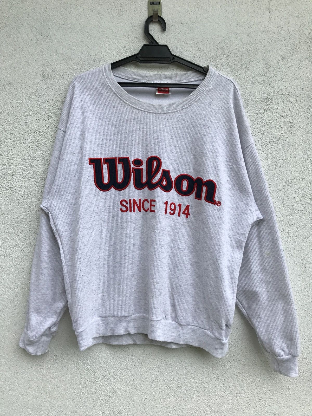 Wilson Vintage Wilson crewneck Pullover Sweatshirt Size US L / EU 52-54 / 3 - 1 Thumbnail