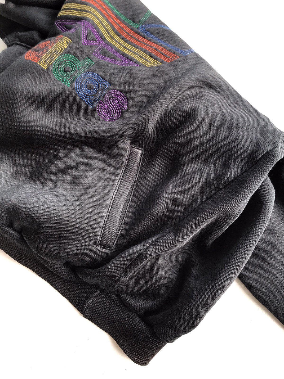 Adidas Vintage 90s Adidas Big Logo Colourful Hoodie Sweatshirt Size US M / EU 48-50 / 2 - 13 Thumbnail