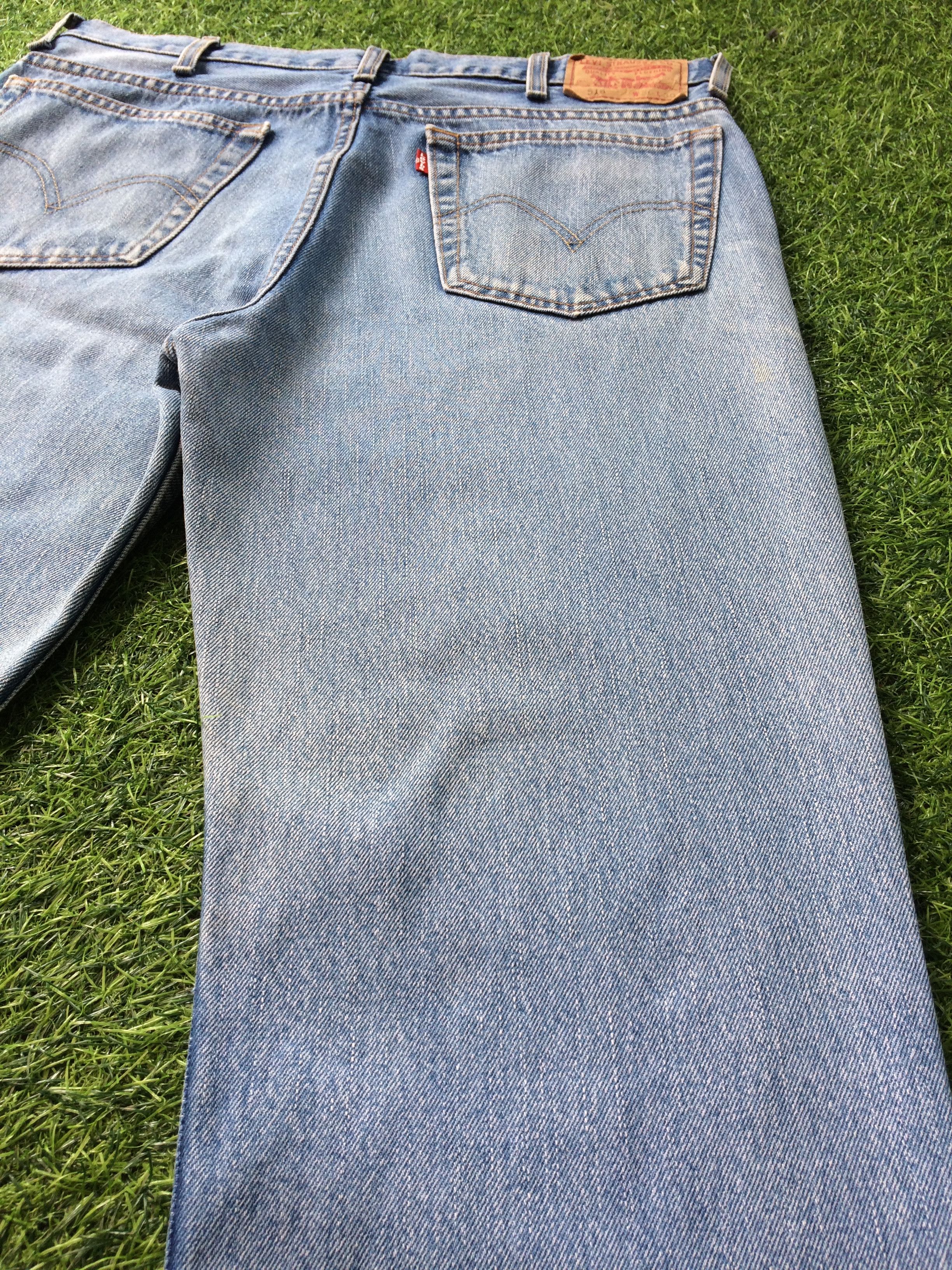 Levi's × Vintage Vintage Distressed Levis 516 Jeans #B-928 Size US 35 - 6 Thumbnail