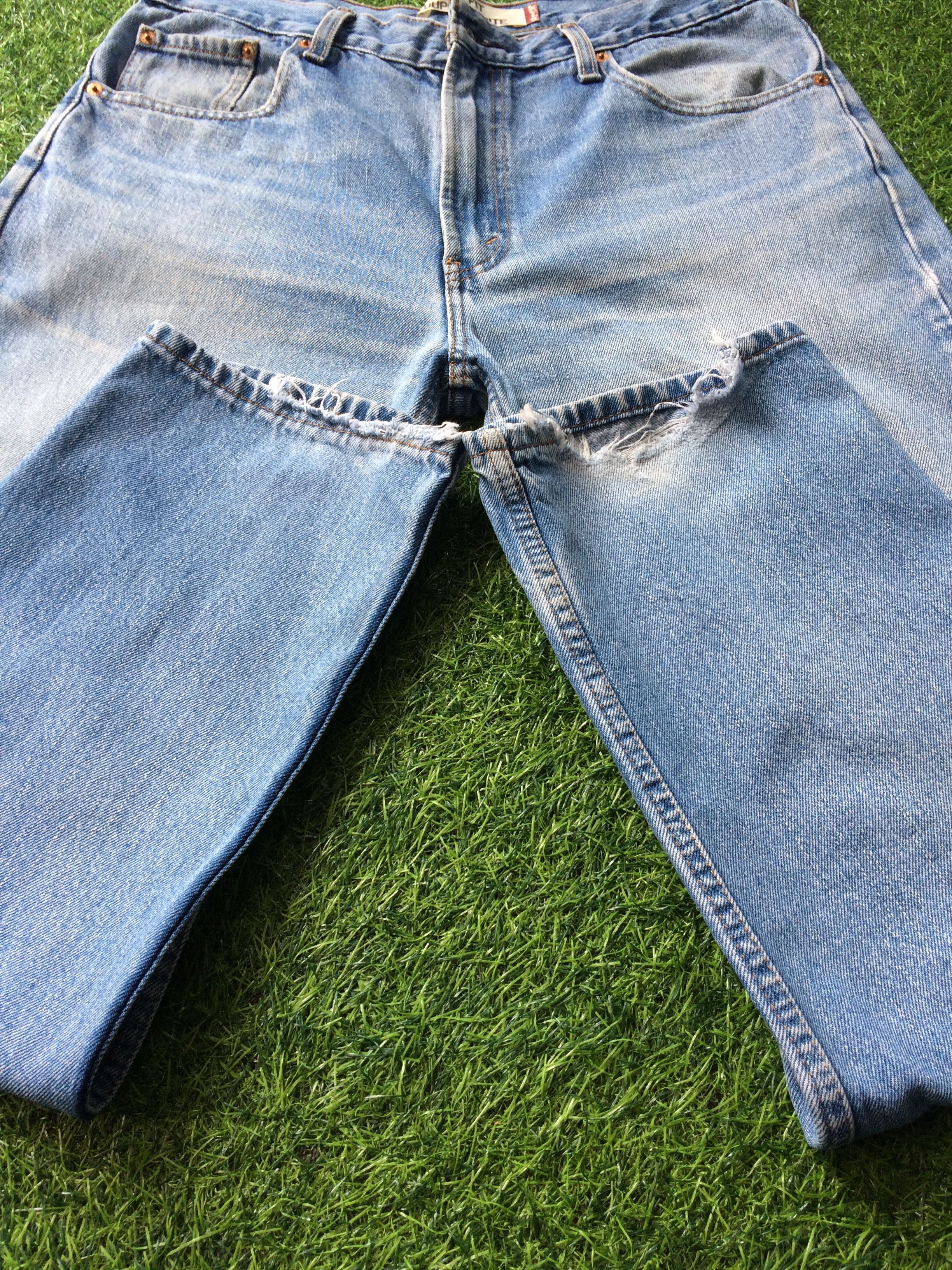 Levi's × Vintage Vintage Distressed Levis 516 Jeans #B-928 Size US 35 - 7 Thumbnail