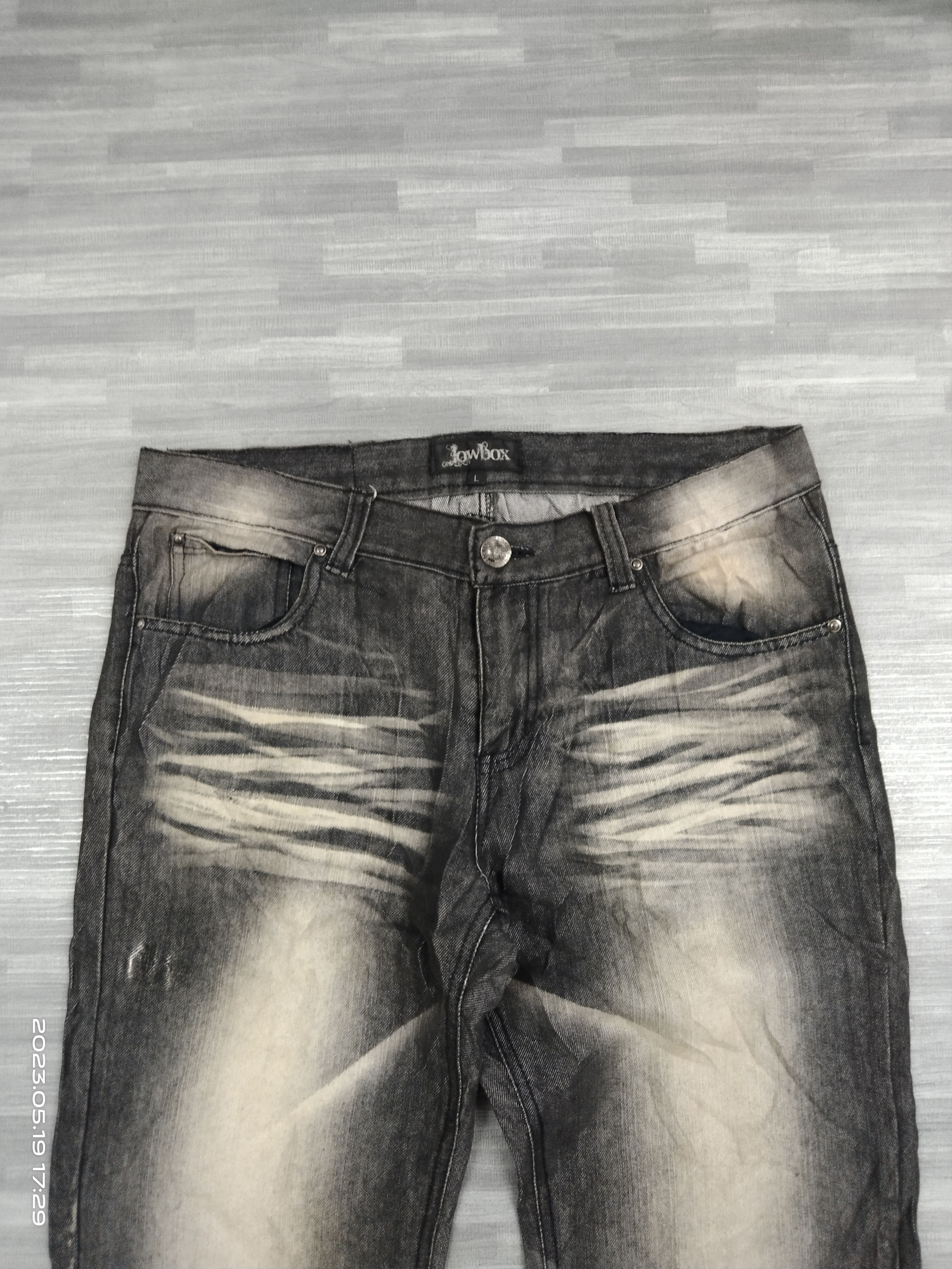Japanese Brand FLARE RUSTY LOWBOX DENIM PANTS Size US 32 / EU 48 - 4 Thumbnail