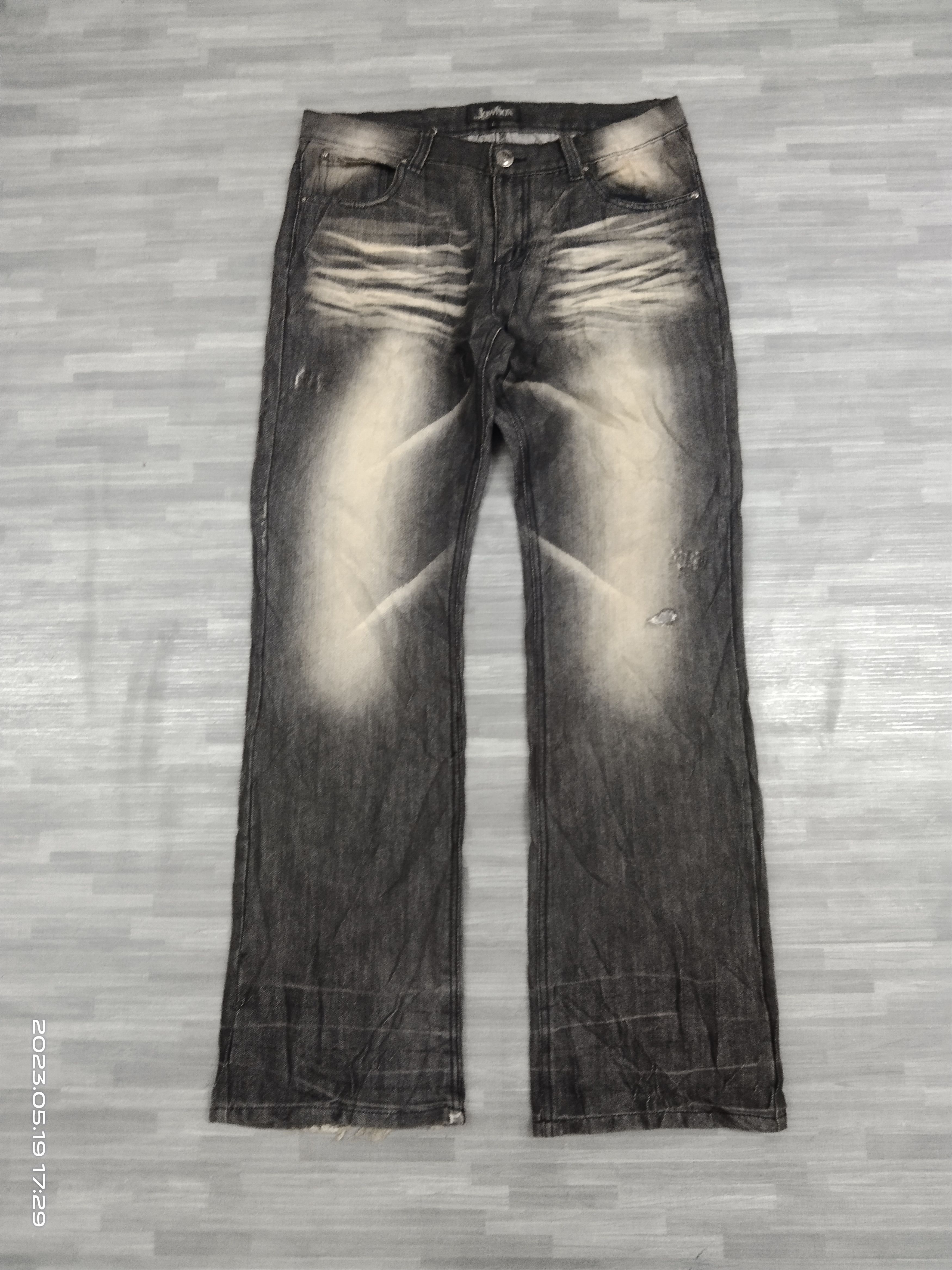 Japanese Brand FLARE RUSTY LOWBOX DENIM PANTS Size US 32 / EU 48 - 2 Thumbnail
