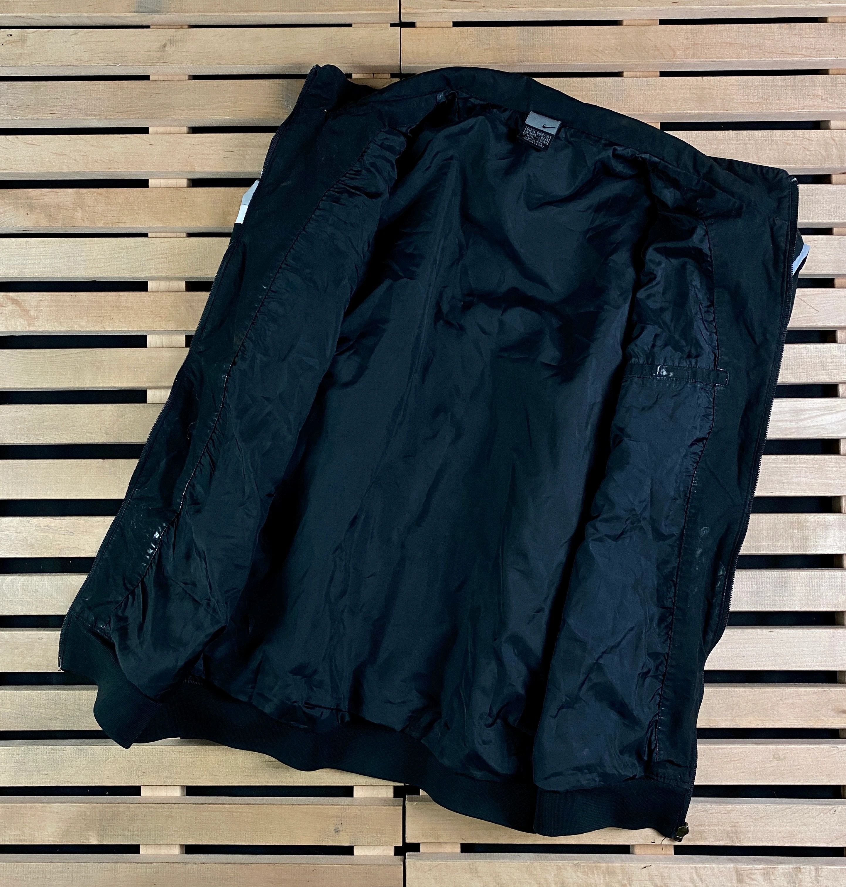 Nike × Vintage Mens Bomber Jacket Nike Vintage Size XL Size US XL / EU 56 / 4 - 7 Thumbnail