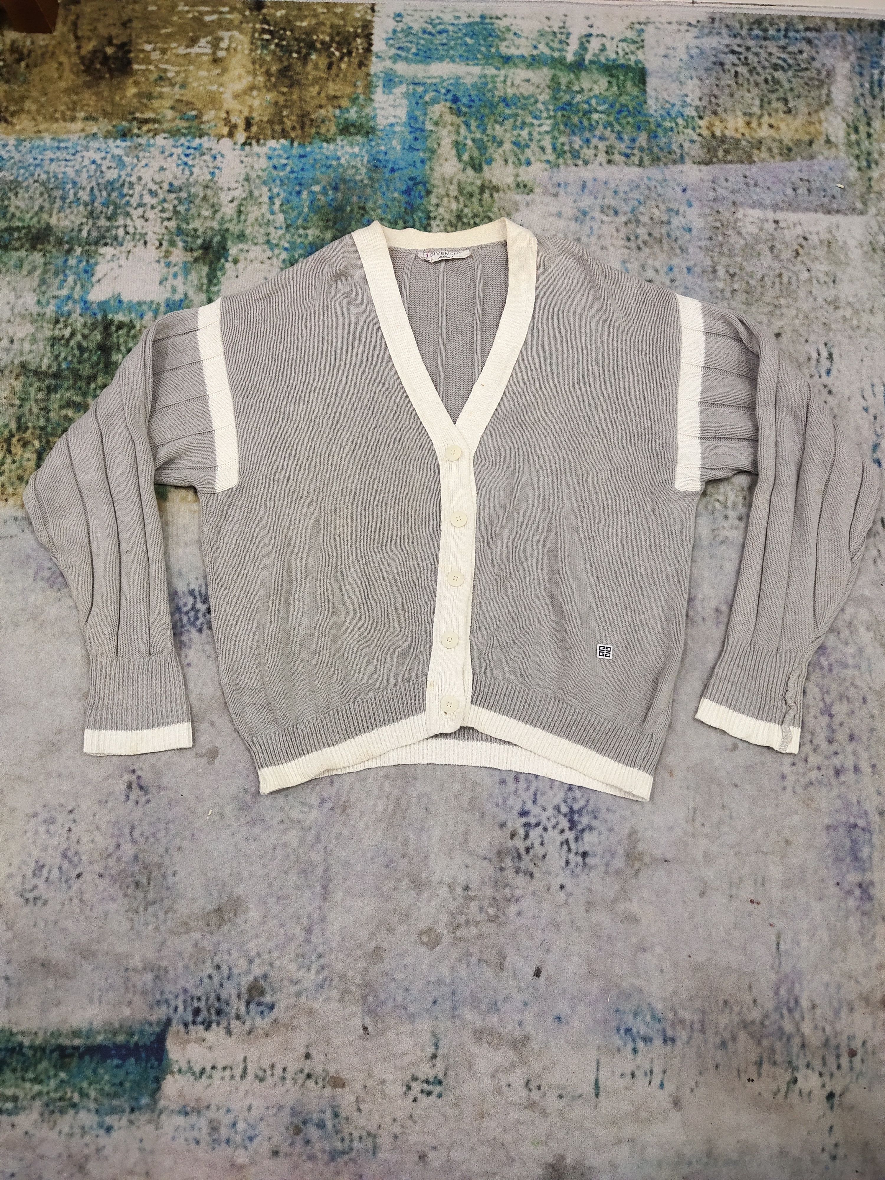 Givenchy Vintage 90's Givenchy Play Cardigan Sweater Size US M / EU 48-50 / 2 - 4 Thumbnail