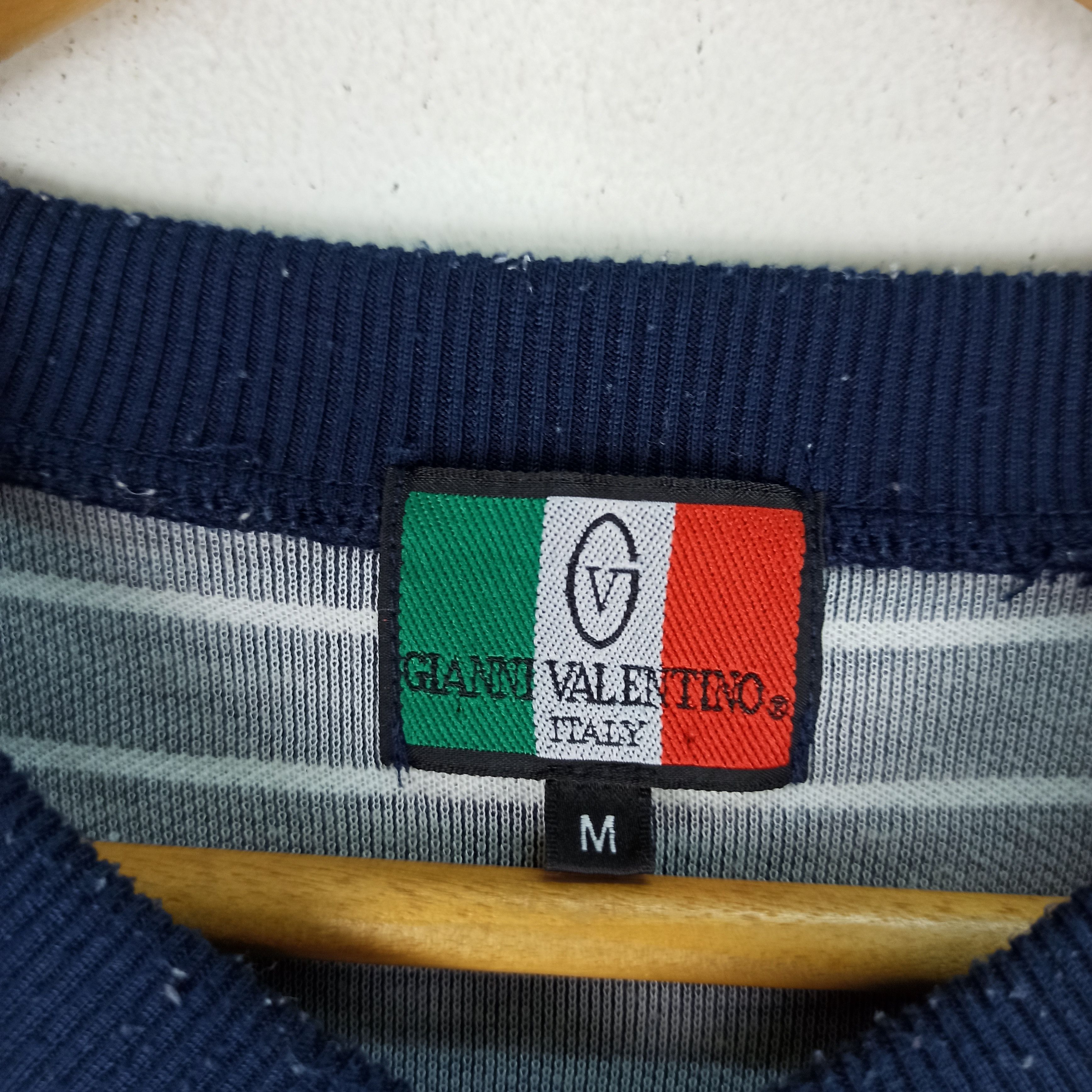 Gianni Valentino 🔥Rare🔥 Gianni Valentino Italy V neck Striped Size US M / EU 48-50 / 2 - 6 Thumbnail