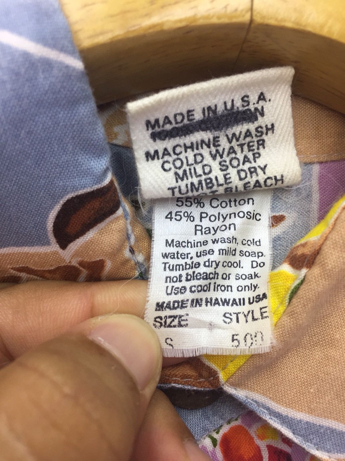 Vintage Vintage Hawaiian Girl Motive Shirt Size US S / EU 44-46 / 1 - 6 Thumbnail