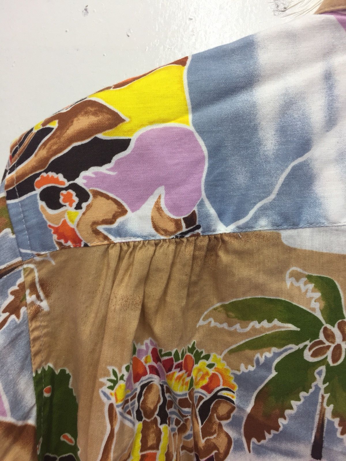 Vintage Vintage Hawaiian Girl Motive Shirt Size US S / EU 44-46 / 1 - 7 Thumbnail