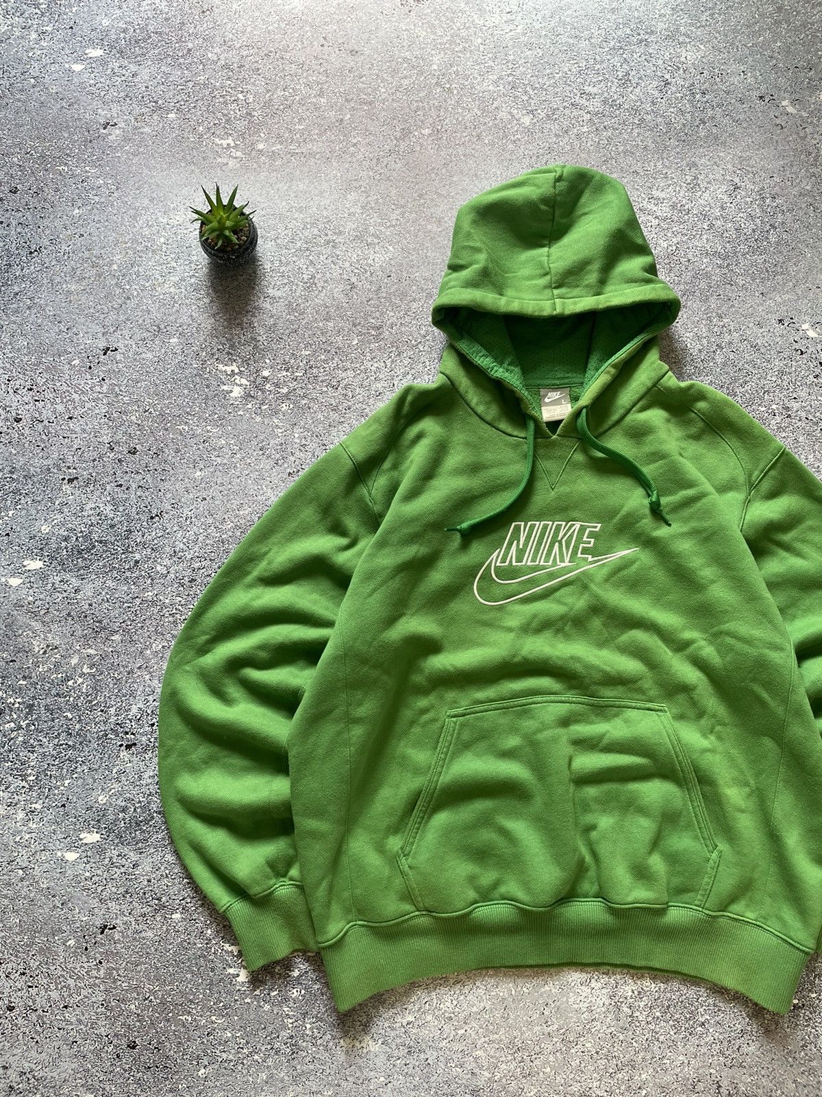 Nike Vintage Nike Hoodie Baggy Swoosh Embroidered Logo Size US L / EU 52-54 / 3 - 2 Preview