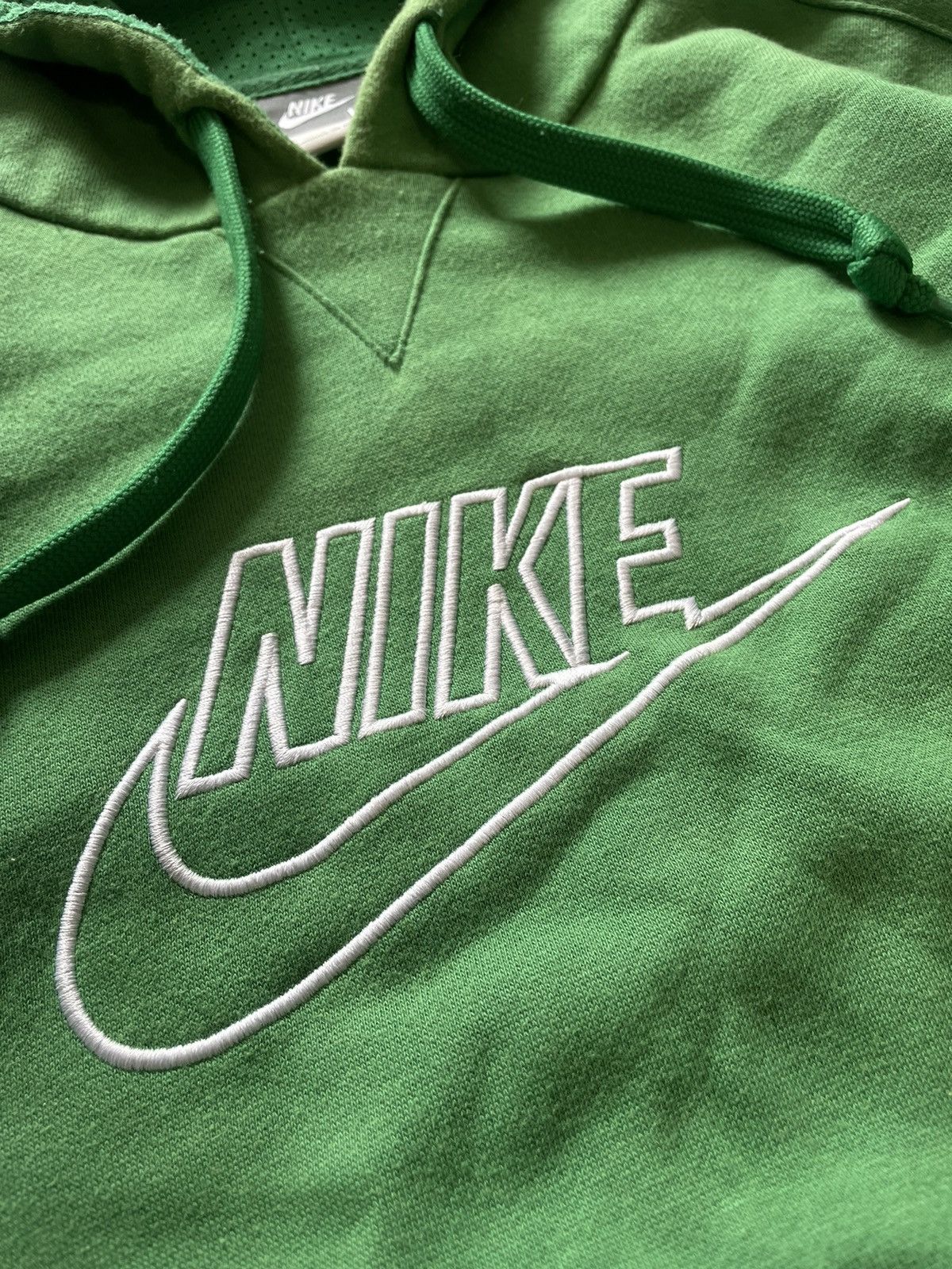 Nike Vintage Nike Hoodie Baggy Swoosh Embroidered Logo Size US L / EU 52-54 / 3 - 4 Thumbnail