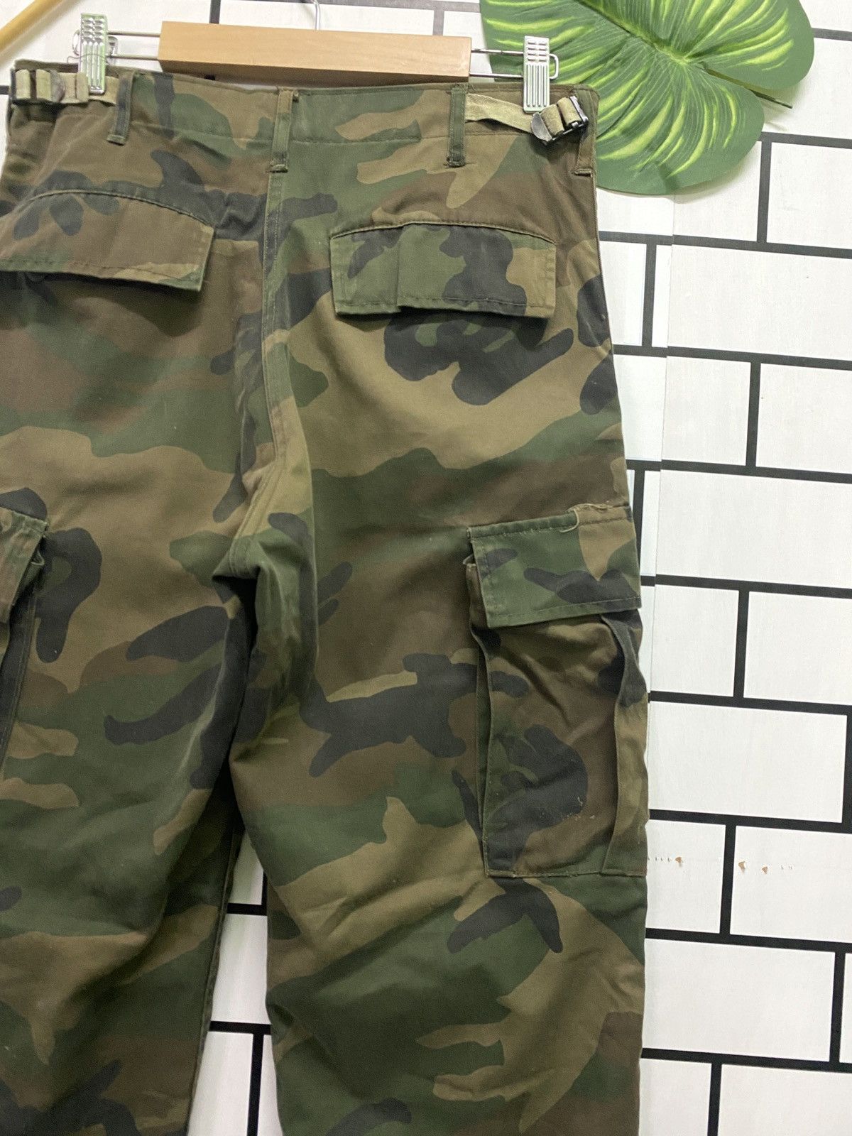Japanese Brand CAMO URBAN SURPLUS CARGO MULTIPOCKET PANT Size US 29 - 12 Thumbnail