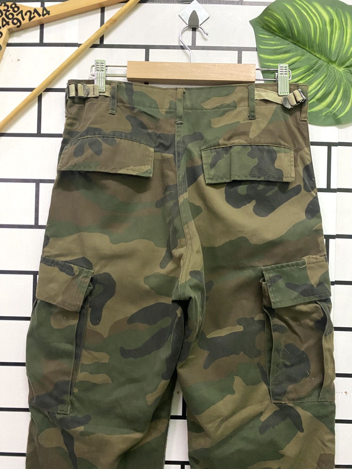 Japanese Brand CAMO URBAN SURPLUS CARGO MULTIPOCKET PANT Size US 29 - 8 Thumbnail
