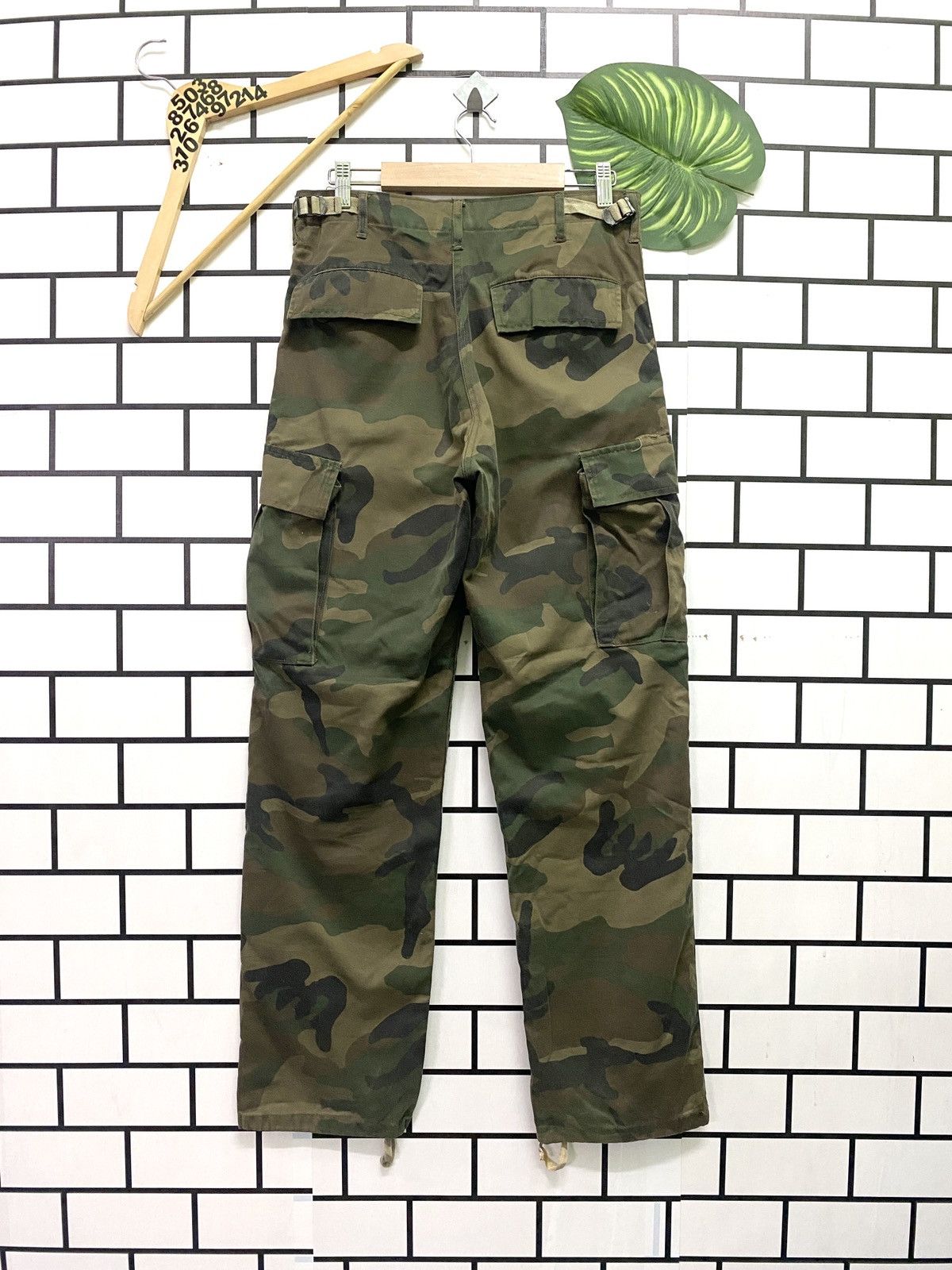 Japanese Brand CAMO URBAN SURPLUS CARGO MULTIPOCKET PANT Size US 29 - 2 Thumbnail