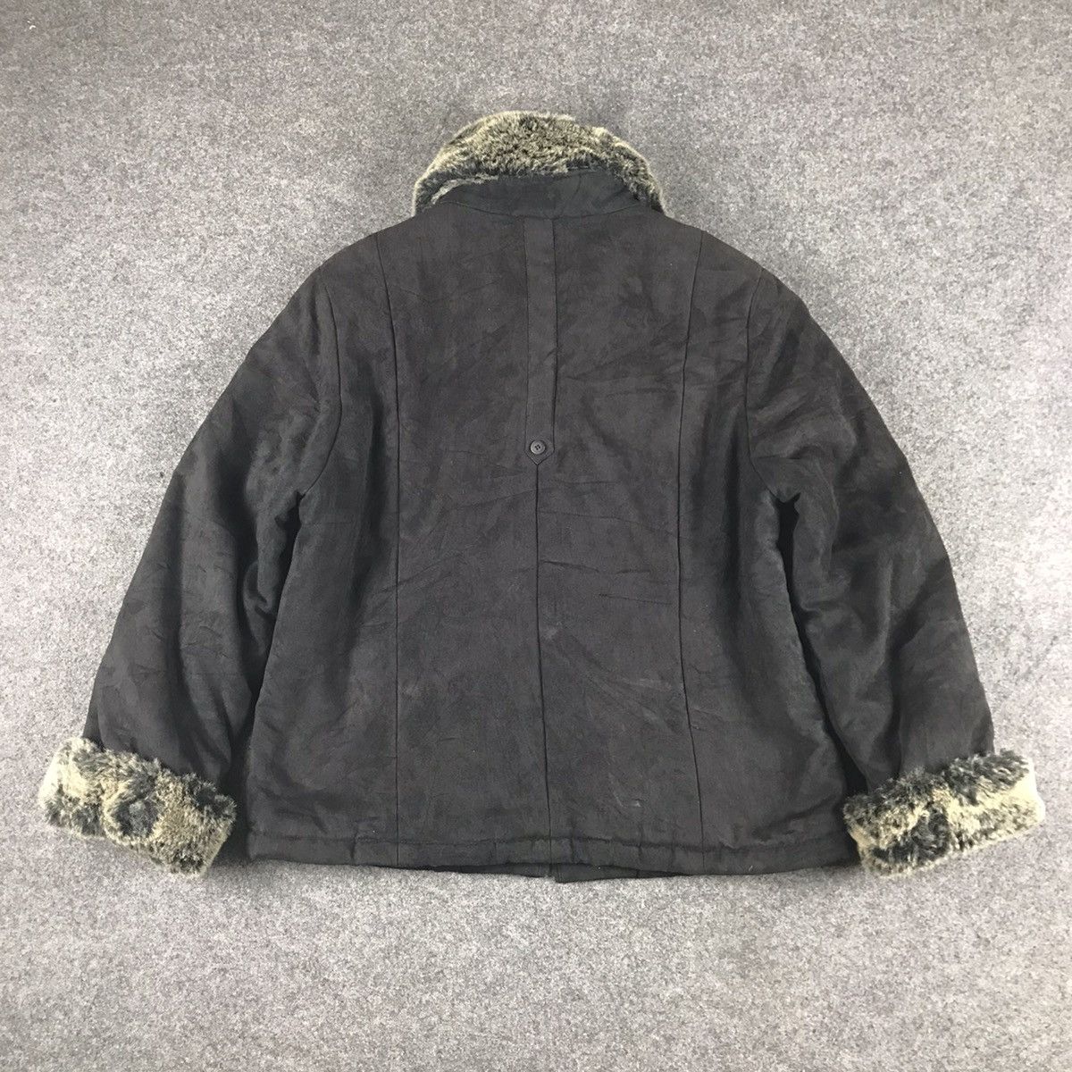 Vintage Rare luxury Vintage Sherpa full zipper jacket Size US M / EU 48-50 / 2 - 2 Thumbnail