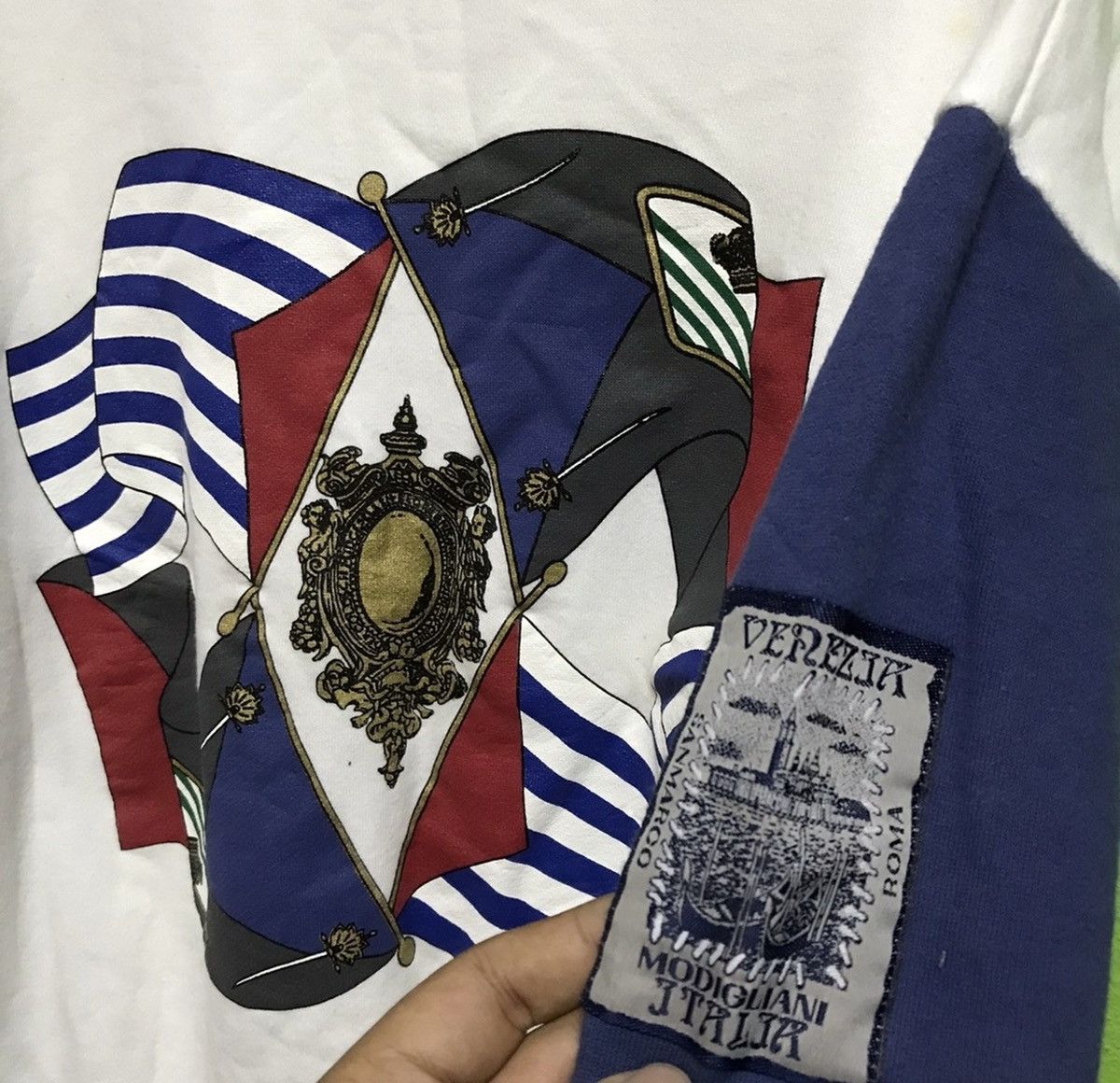 Vintage Vintage 90s Modigliani World Italian Designer Sweatshirt Size US L / EU 52-54 / 3 - 3 Thumbnail