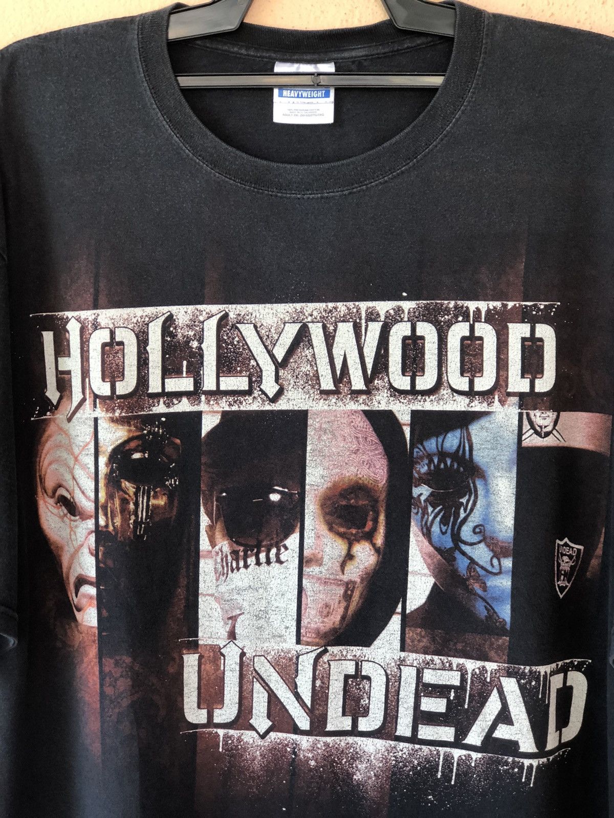 Band Tees Vintage Y2K HOLLYWOOD UNDEAD Band Tee Size US XXL / EU 58 / 5 - 2 Thumbnail