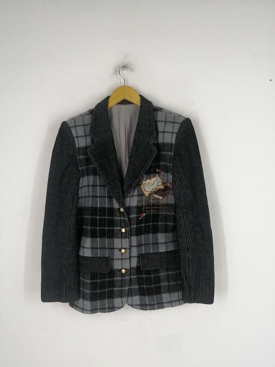 image of Nice Design Vintage Aztecio Wool Blazer, Men's (Size Small)