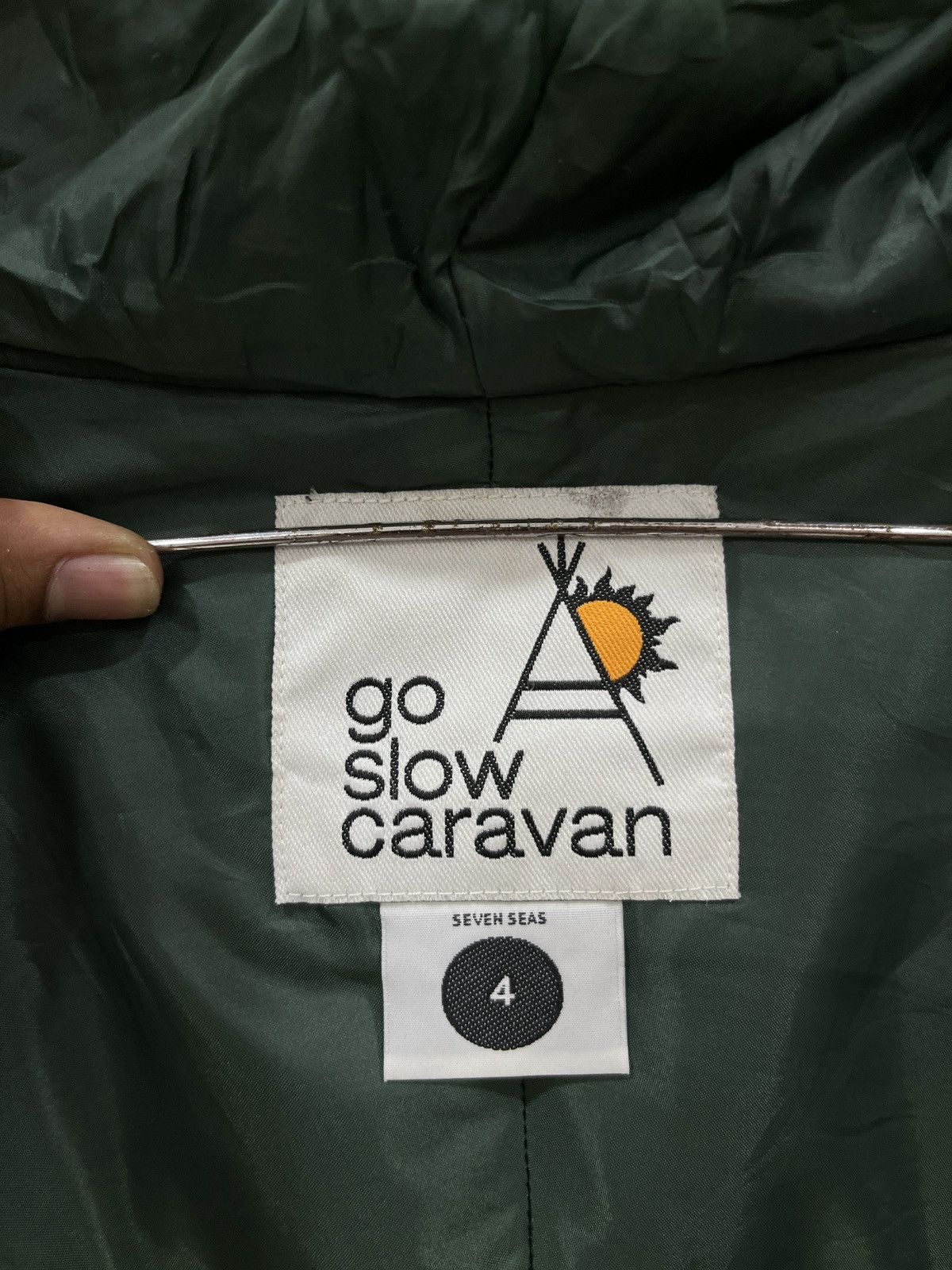 go slow caravan (Eee)🔥🔥STEALS GO SLOW CARAVAN MULTICOLOUR HOODIE SWEATER Size US L / EU 52-54 / 3 - 8 Thumbnail