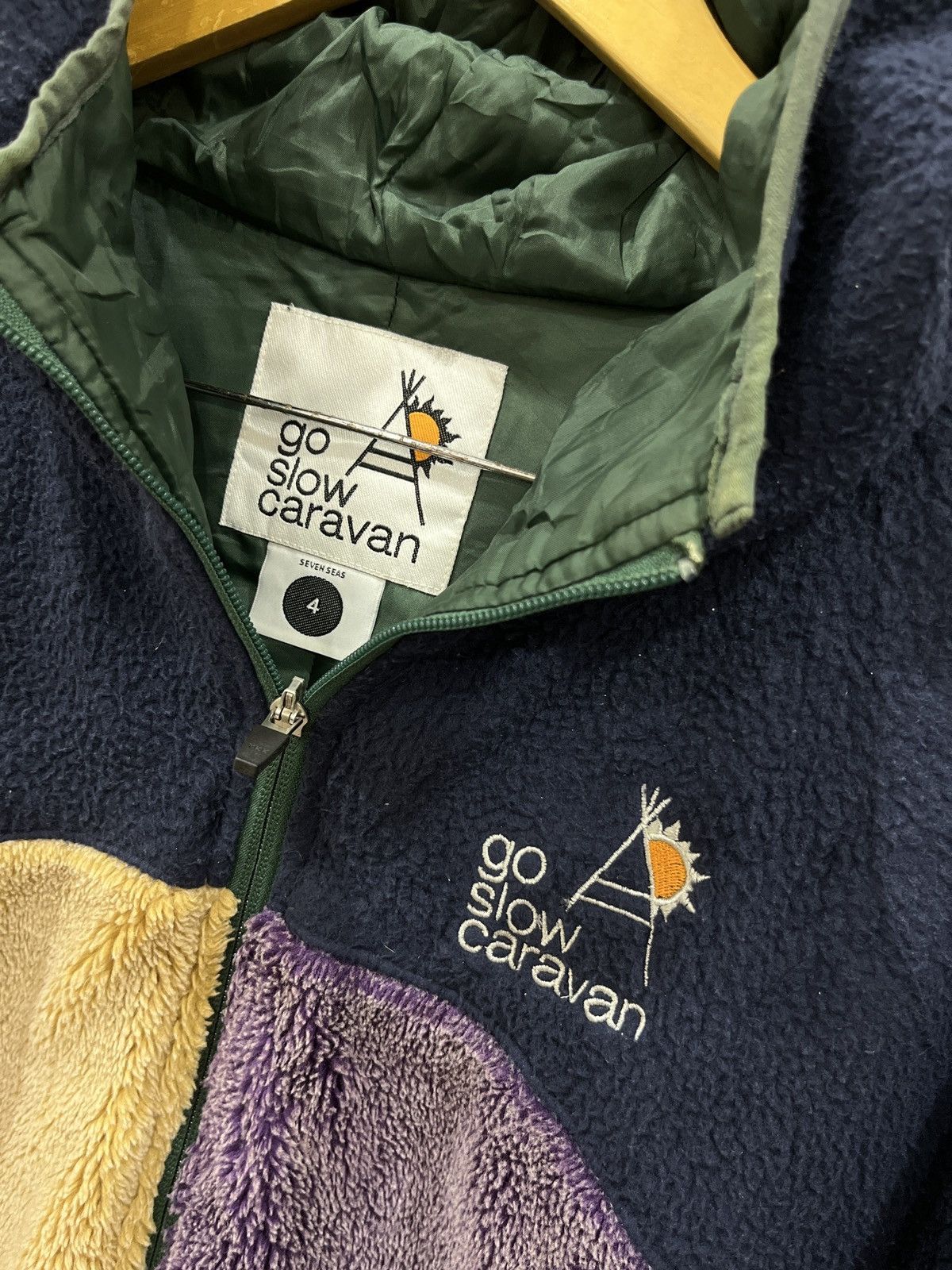 go slow caravan (Eee)🔥🔥STEALS GO SLOW CARAVAN MULTICOLOUR HOODIE SWEATER Size US L / EU 52-54 / 3 - 12 Thumbnail