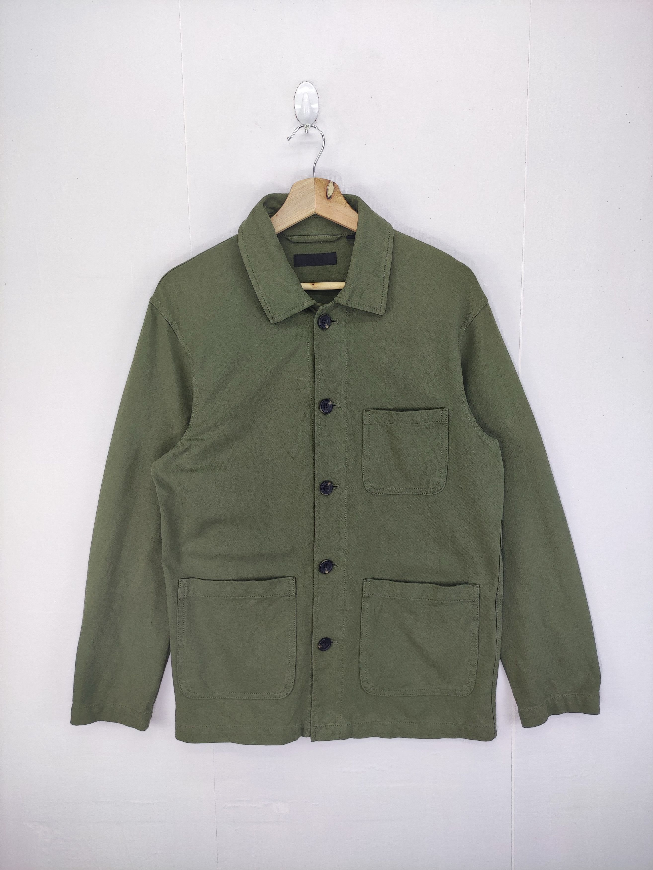 image of Vintage Uniqlo Chore Jacket Button Up, Men's (Size Medium)