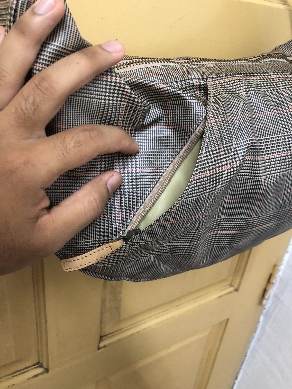 Issey Miyake Tsumori Chisato by Issey Miyake Gingham Print Sling Bag Size ONE SIZE - 11 Thumbnail