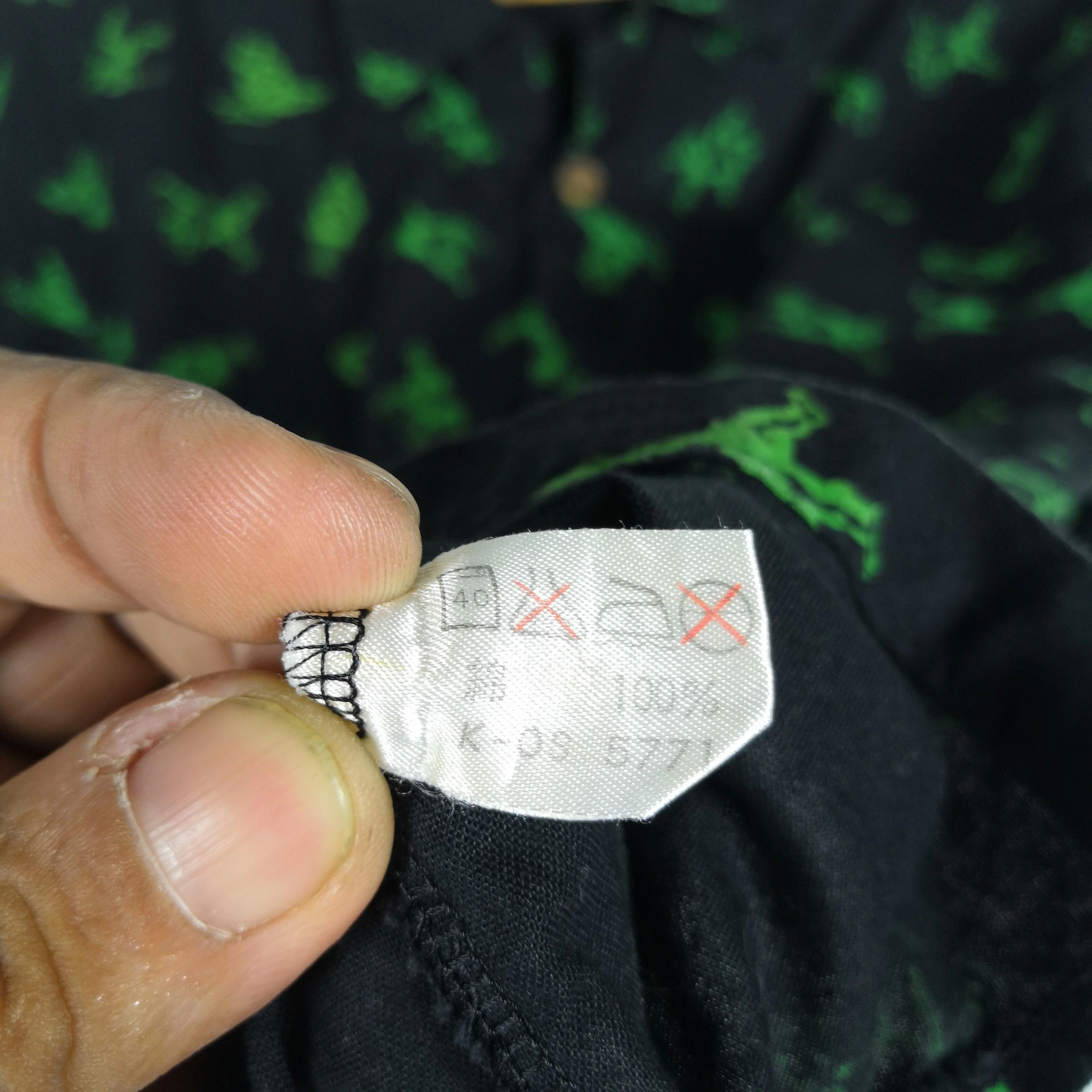 Japanese Brand Vintage Devil Shirt Over Print Button Up's | BS18455. Size US L / EU 52-54 / 3 - 7 Thumbnail
