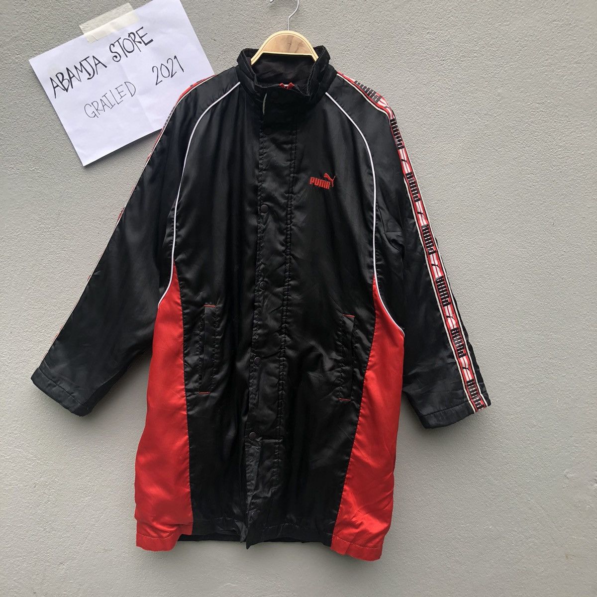 Puma Vintage Puma Spell Out Big Logo Zipper Ups Jacket Size US L / EU 52-54 / 3 - 2 Thumbnail