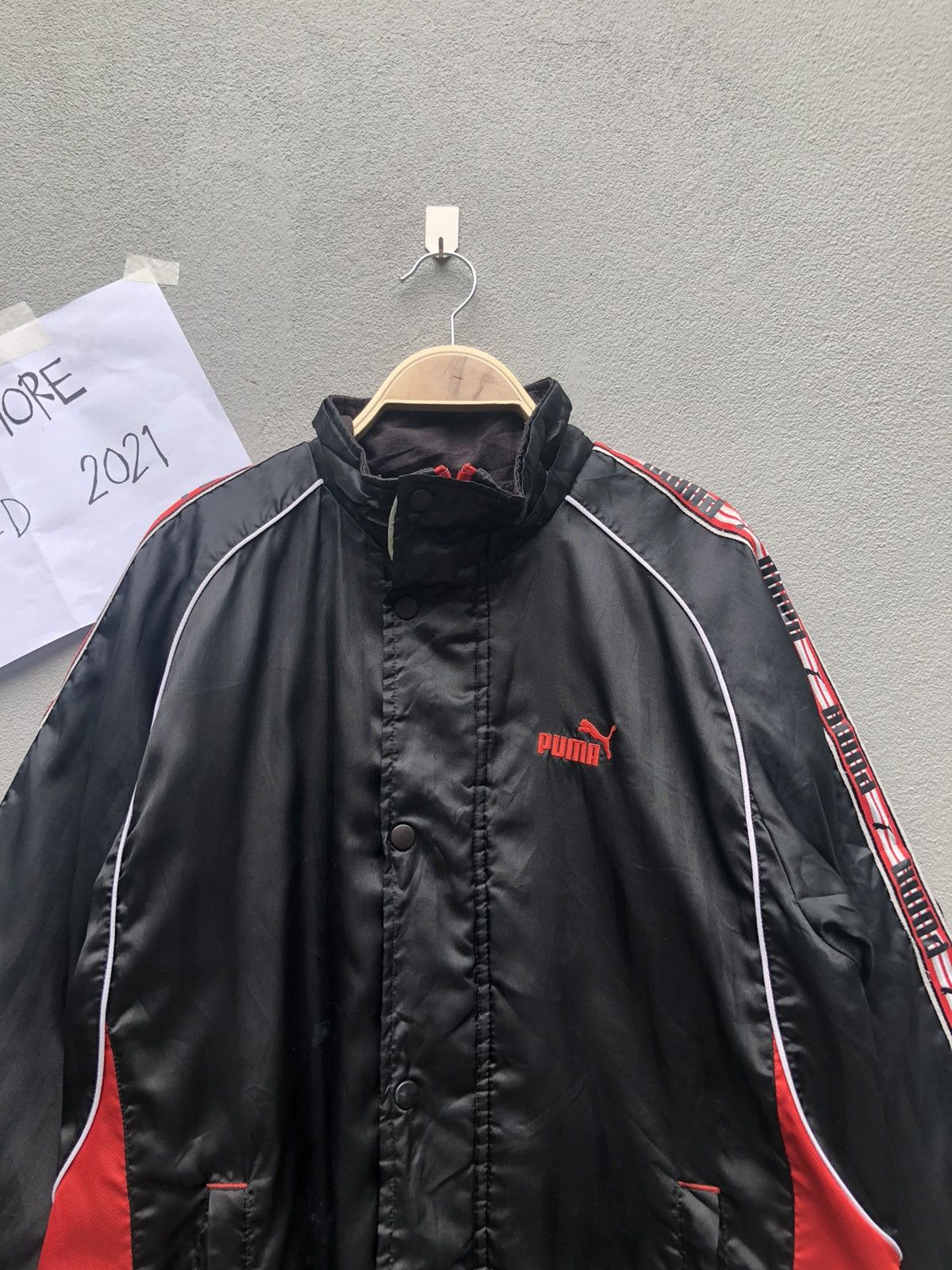 Puma Vintage Puma Spell Out Big Logo Zipper Ups Jacket Size US L / EU 52-54 / 3 - 5 Thumbnail